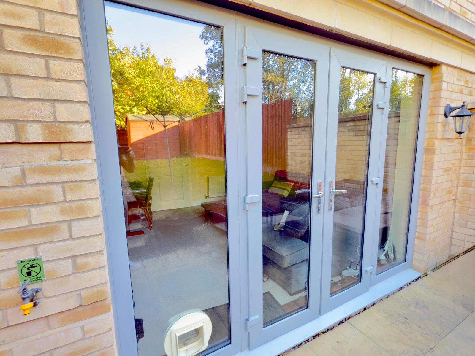 Terraced House for sale in Milton Keynes, Homerton Street, Bletchley, Milton Keynes, MK3 6DU