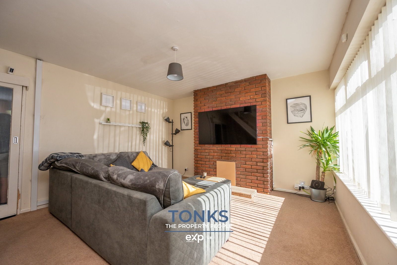 Terraced House in Oldbury
