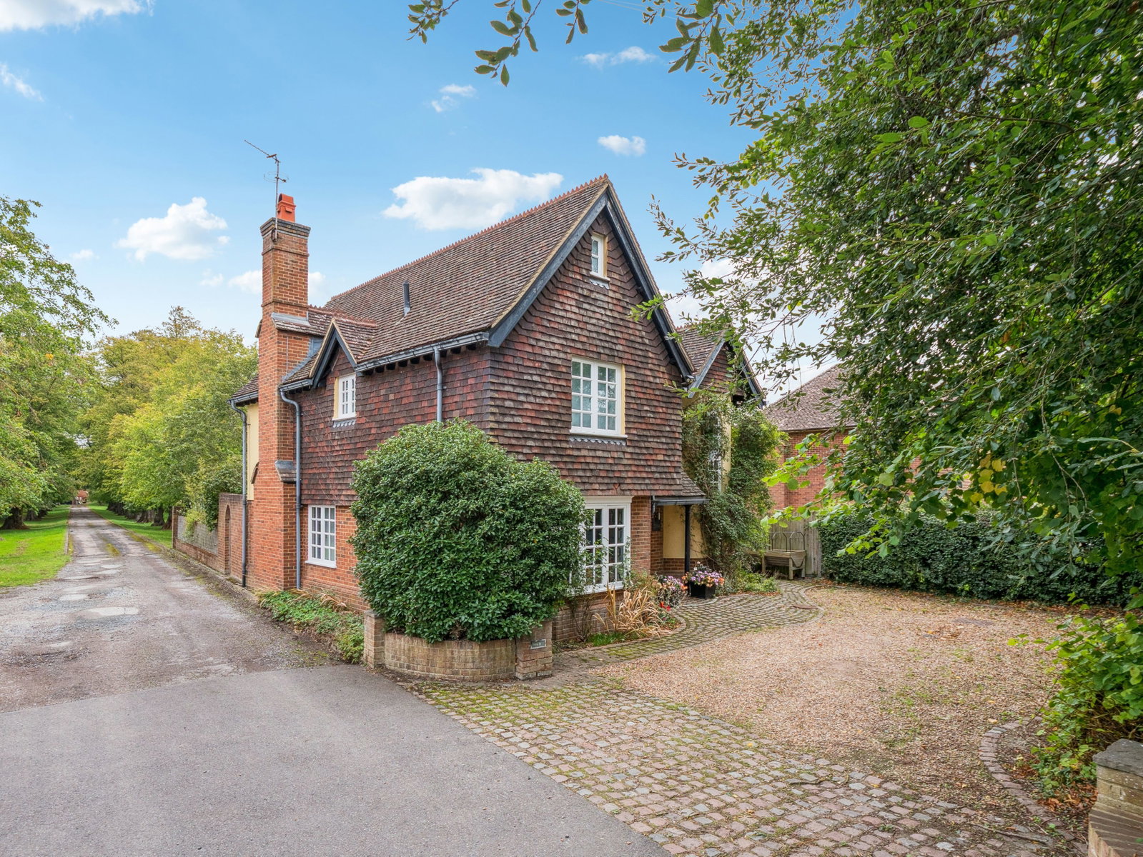Detached House in Aylesbury
