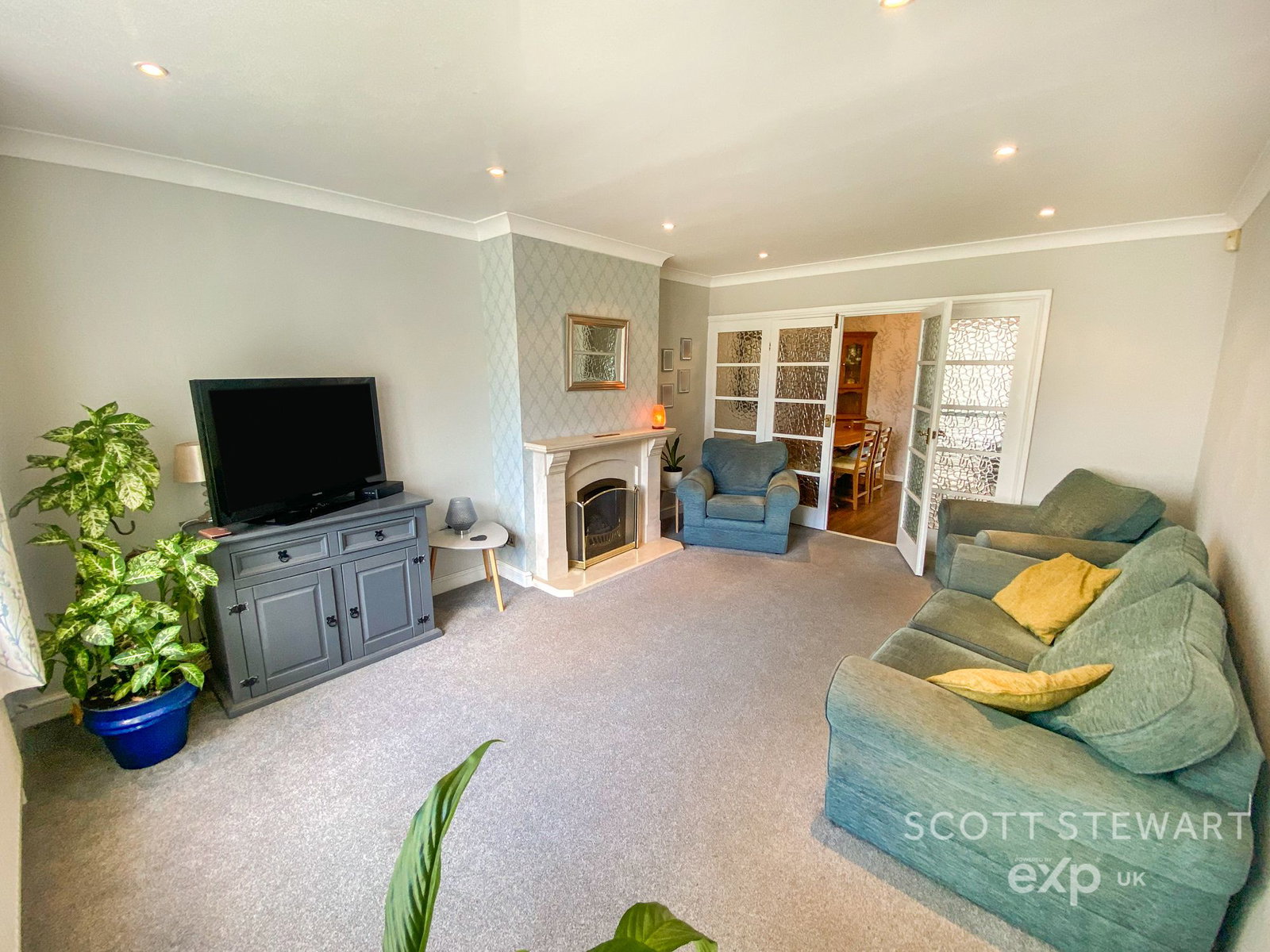Semi Detached House in Peterborough