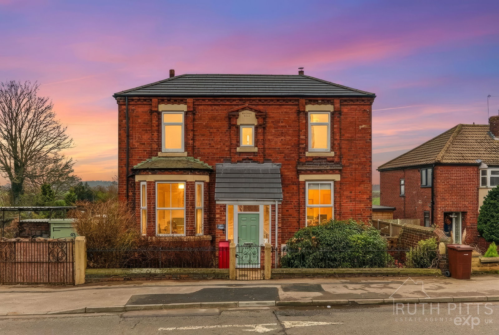 Detached House in Pontefract