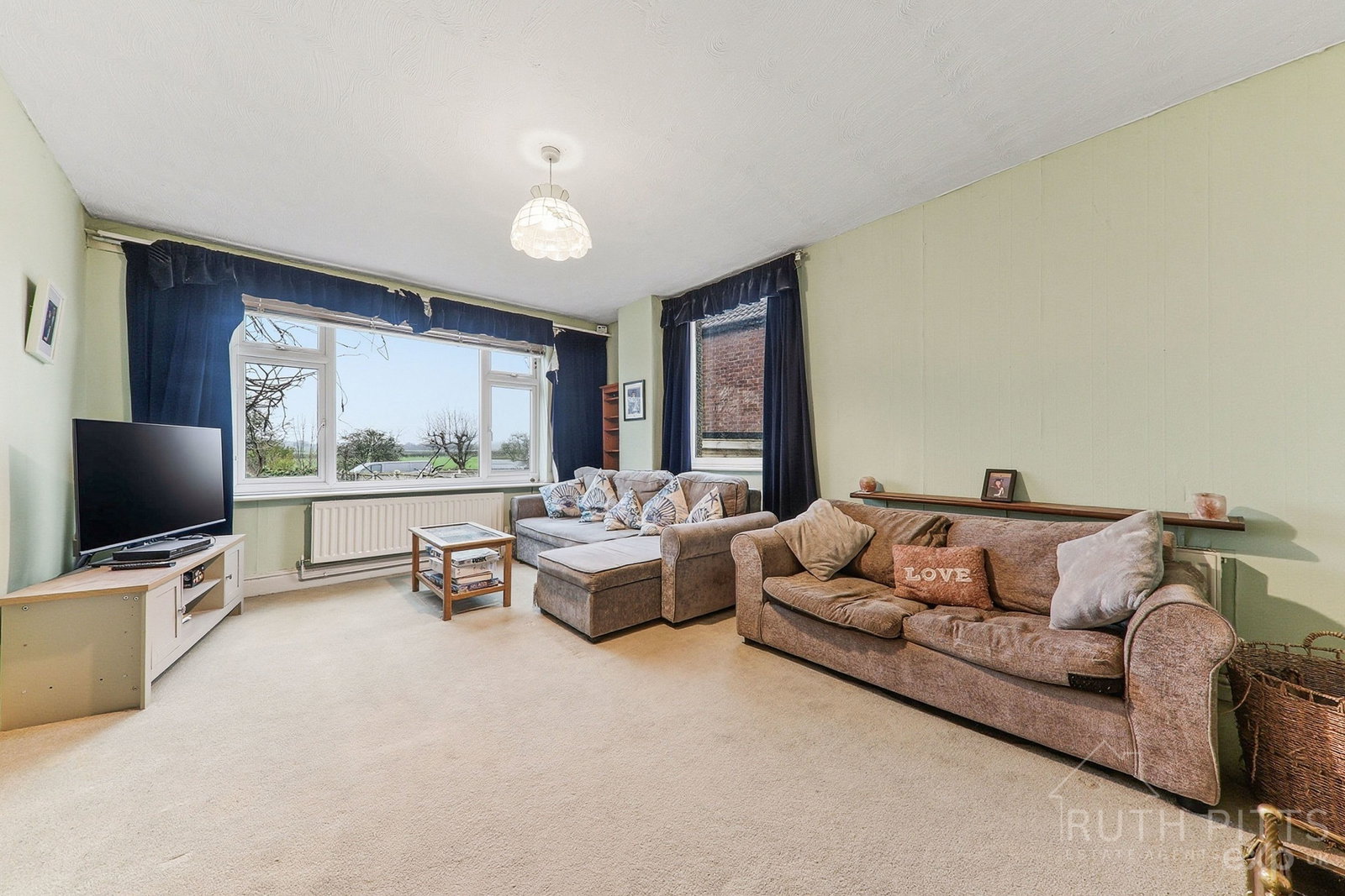 Detached House in Pontefract