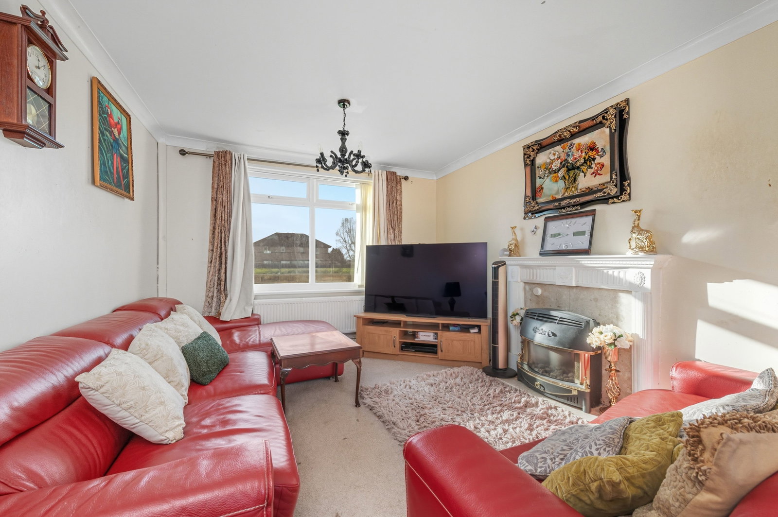 Semi Detached House in Leeds