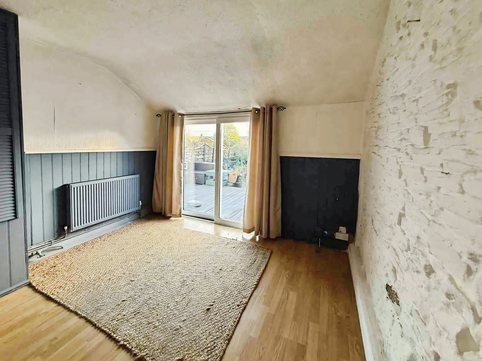 Semi Detached House in Swansea