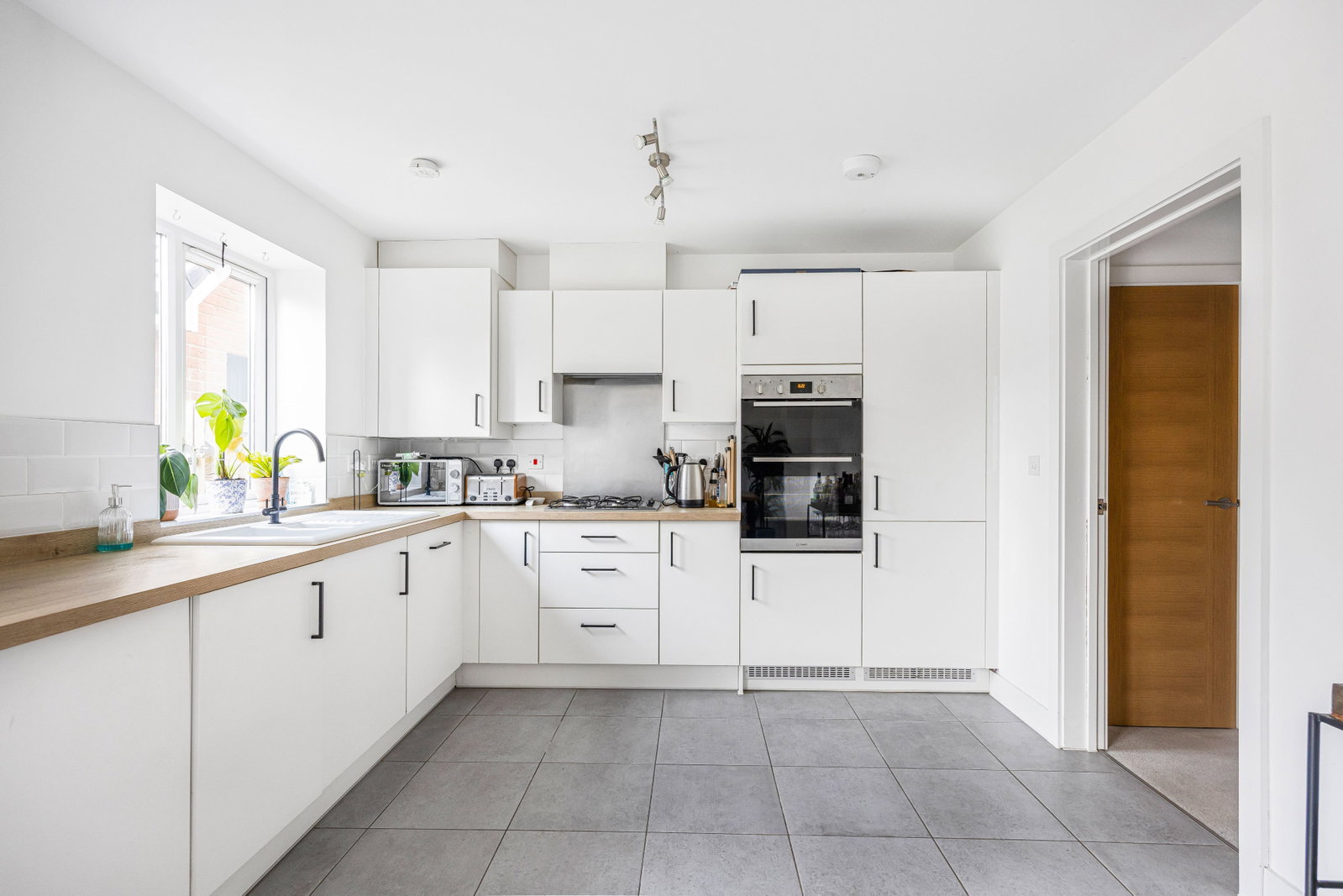 Semi Detached House in Cheltenham 