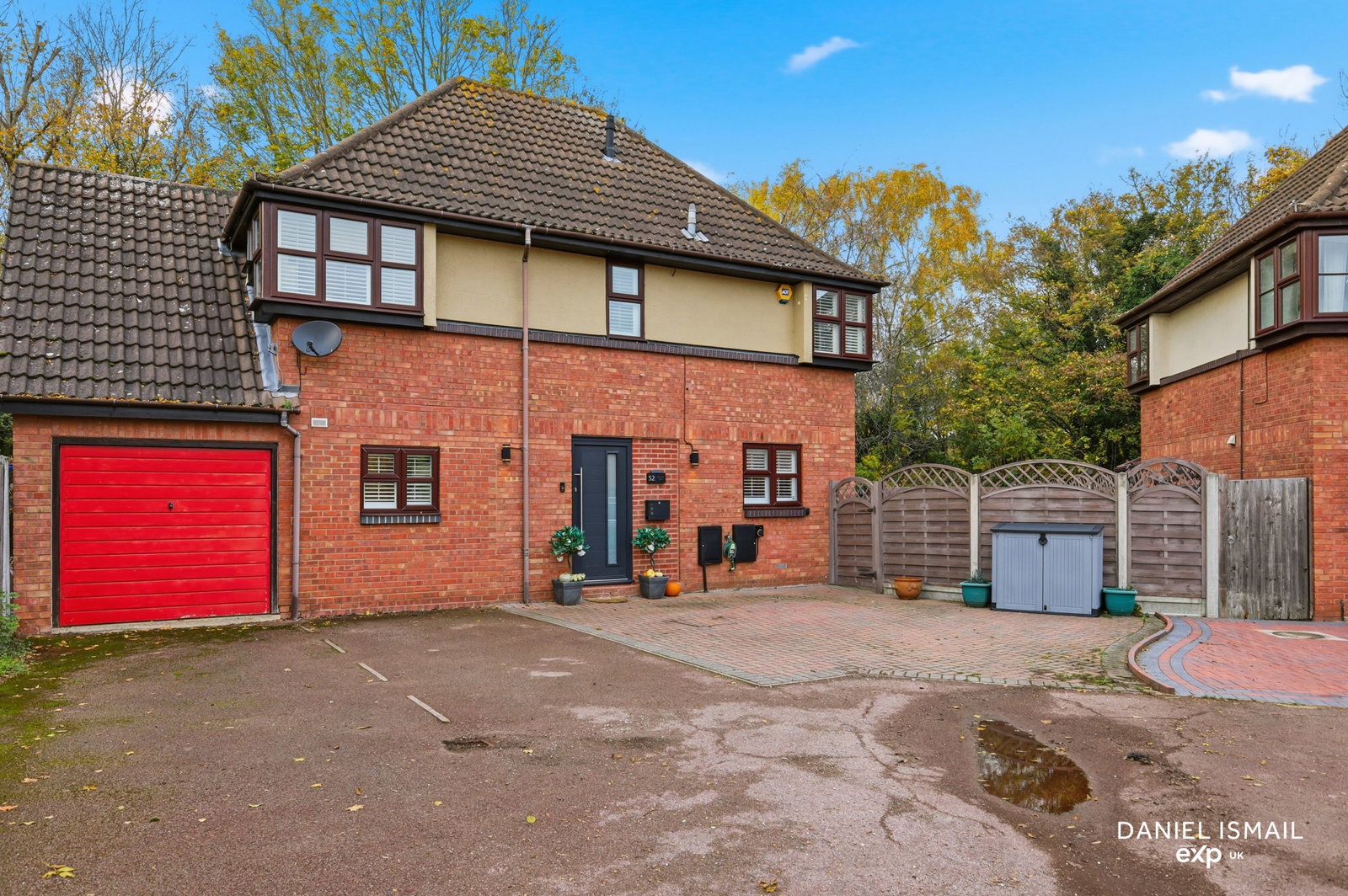 Detached House in Basildon