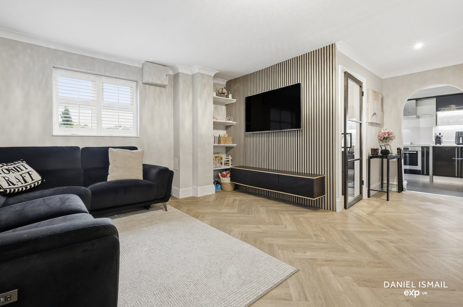 Detached House in Basildon