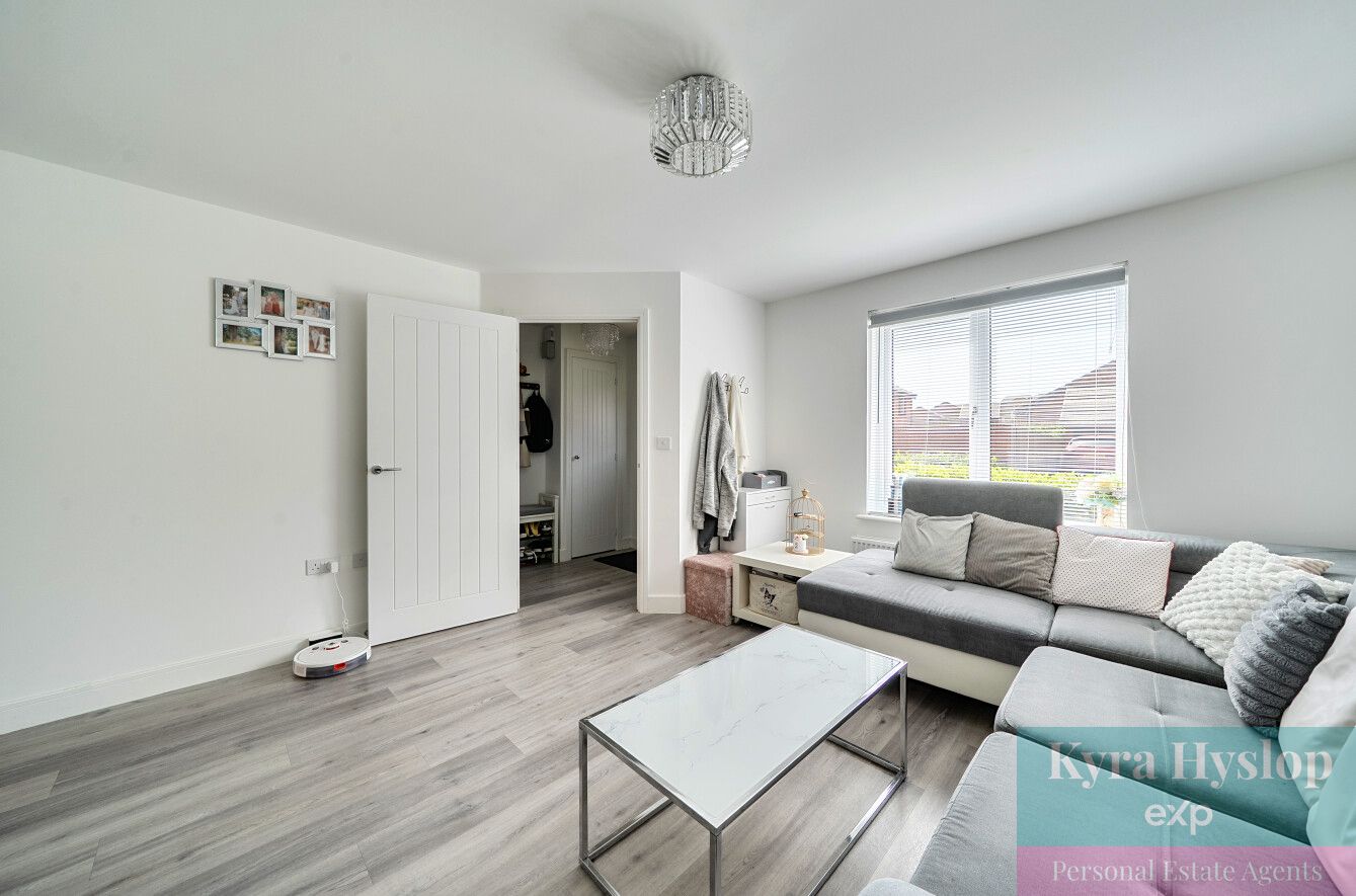Detached House in Exeter