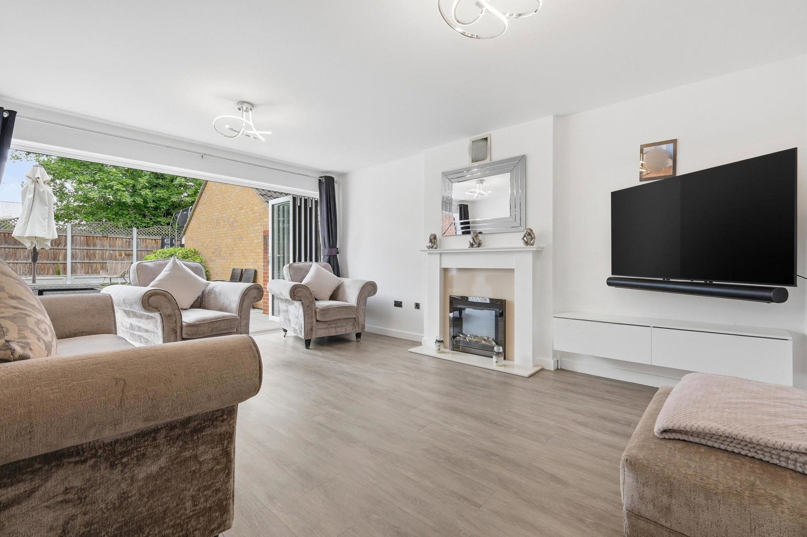 Detached House in Basildon
