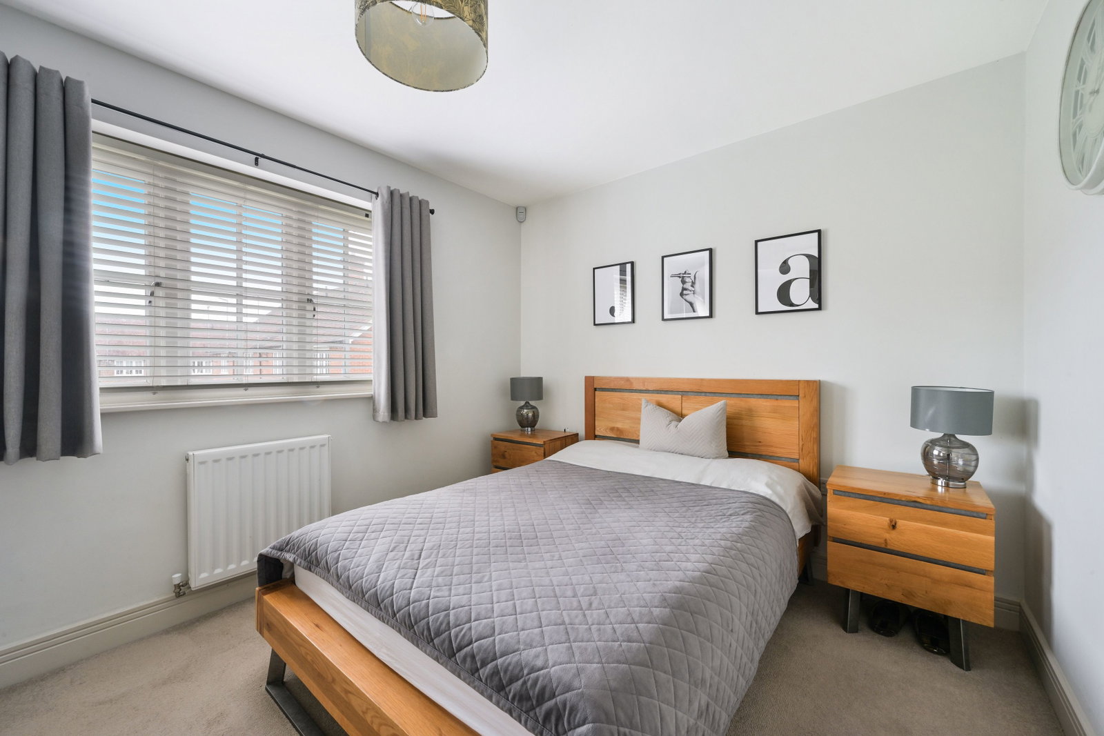 Semi Detached House in Horsham