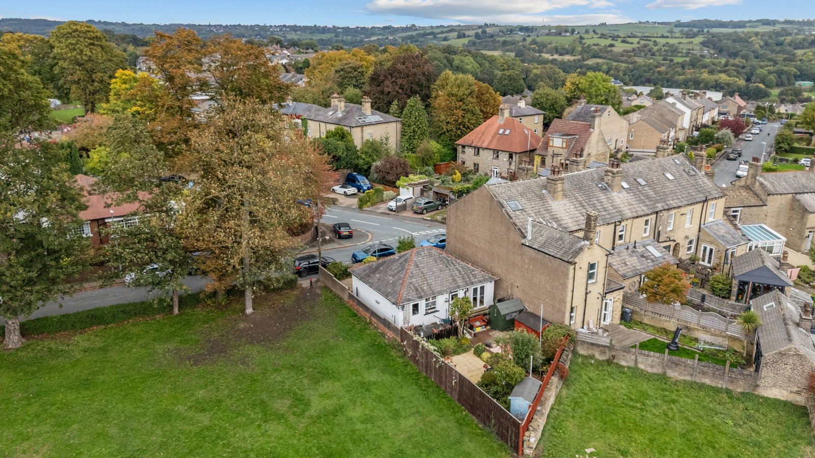 Bungalow in Brighouse