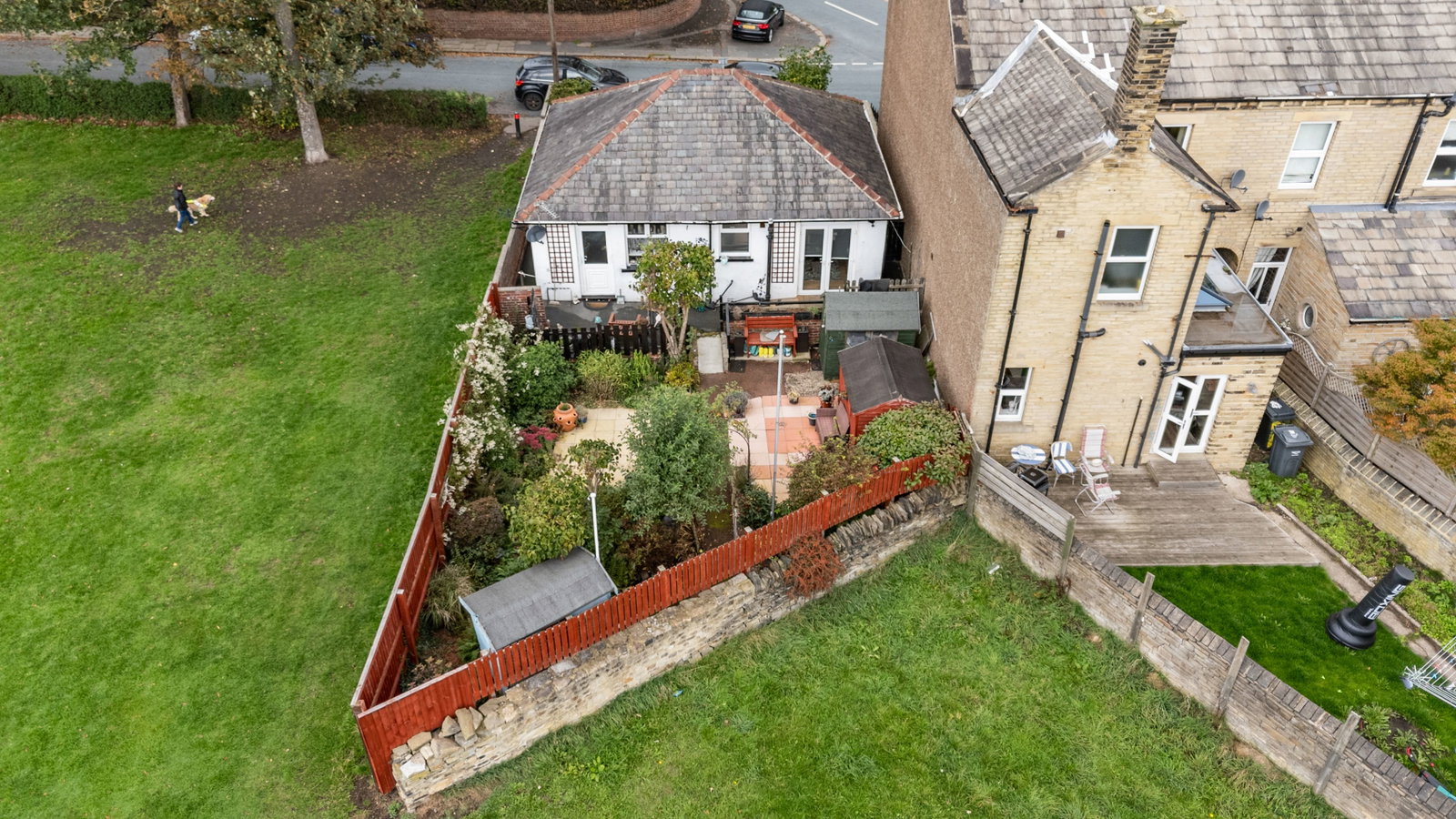 Bungalow in Brighouse