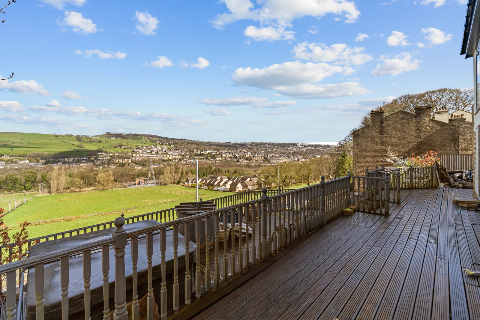 Detached House in Sowerby Bridge