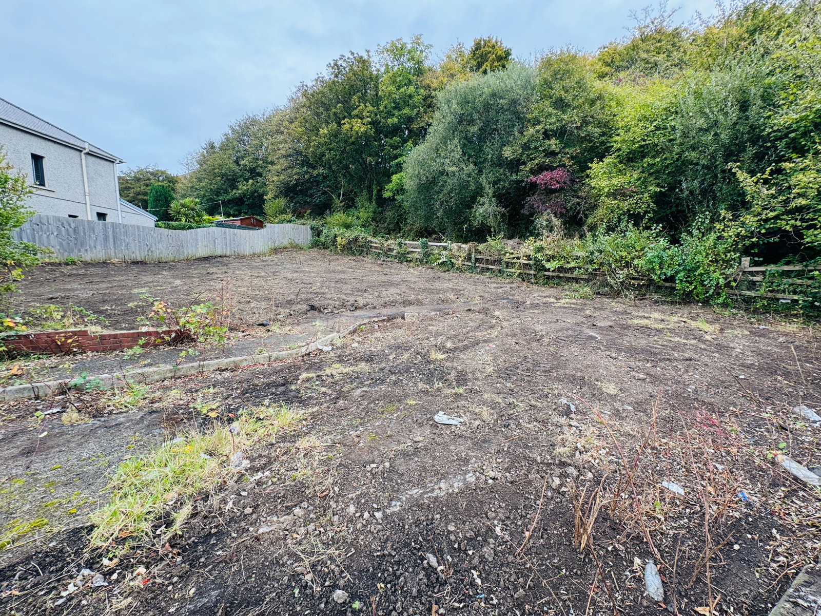 Land in Port Talbot