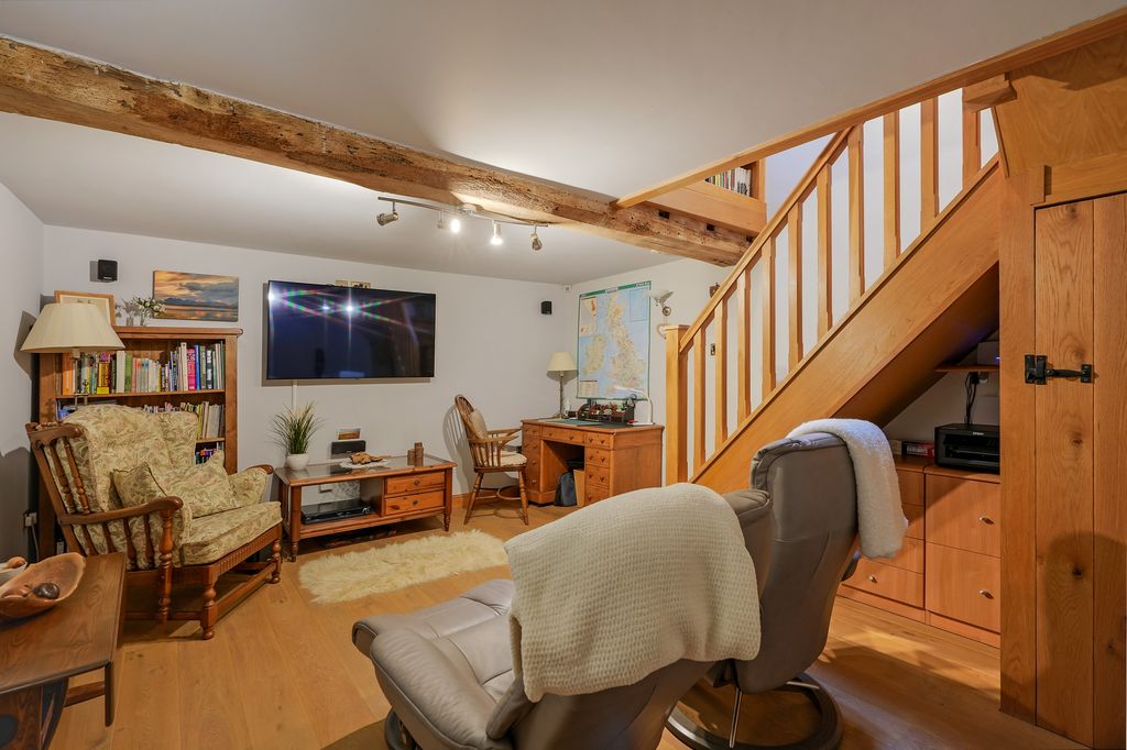 Semi Detached House in Sheffield