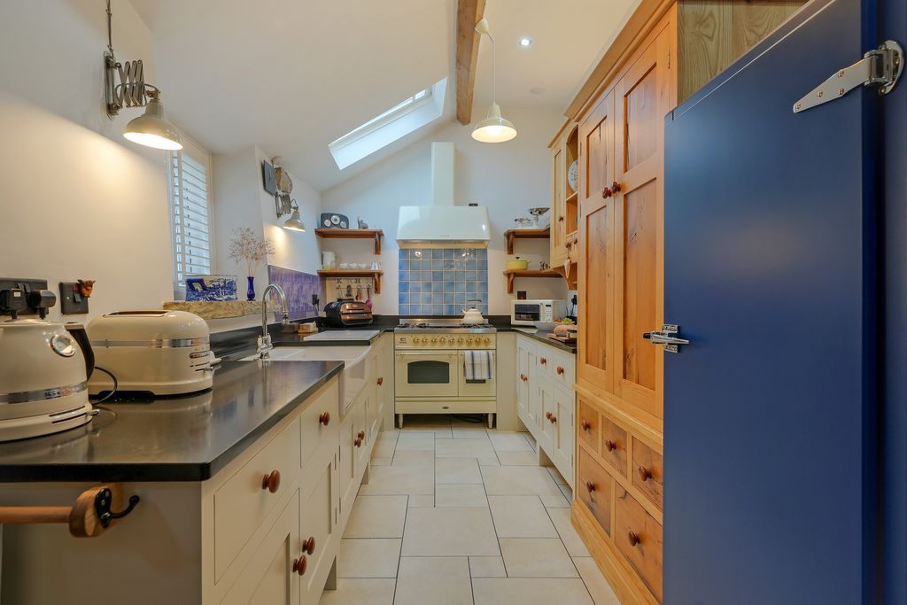 Semi Detached House in Sheffield