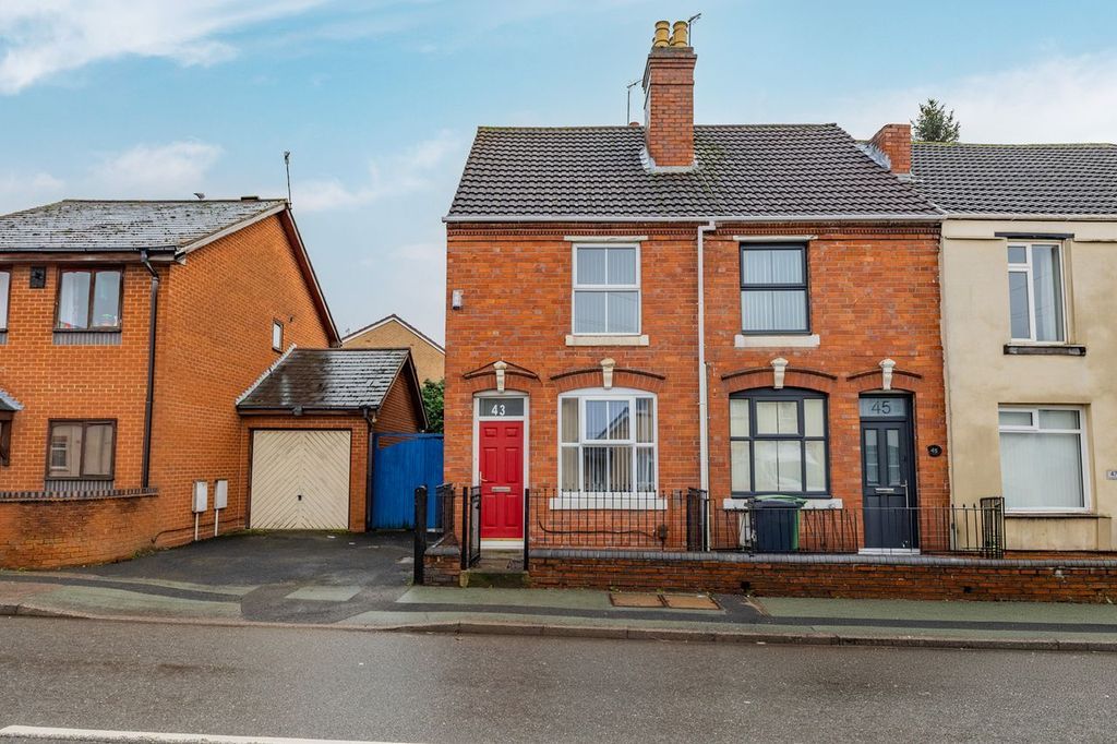 End Of Terrace House in Dudley