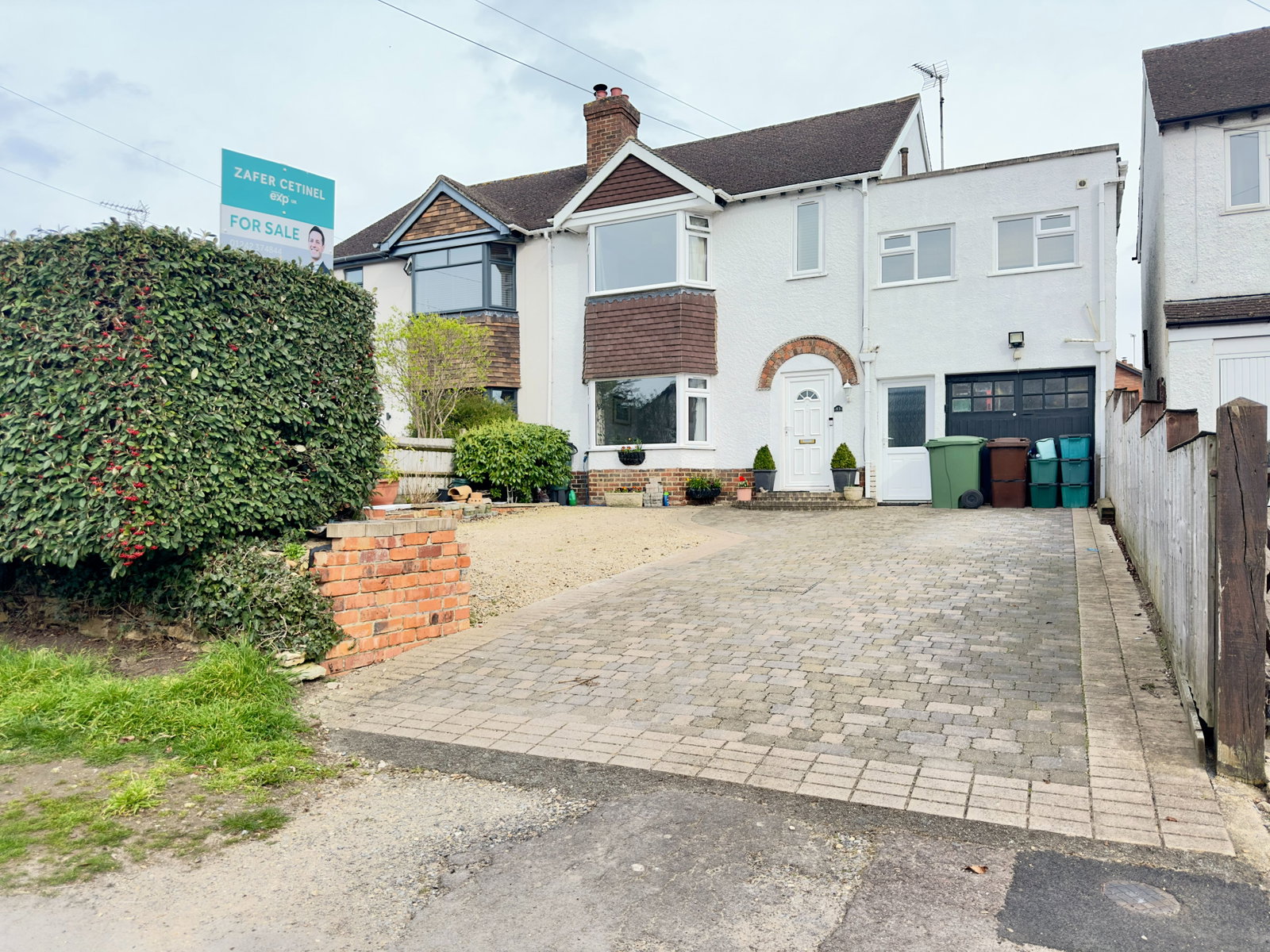 Semi Detached House in Cheltenham