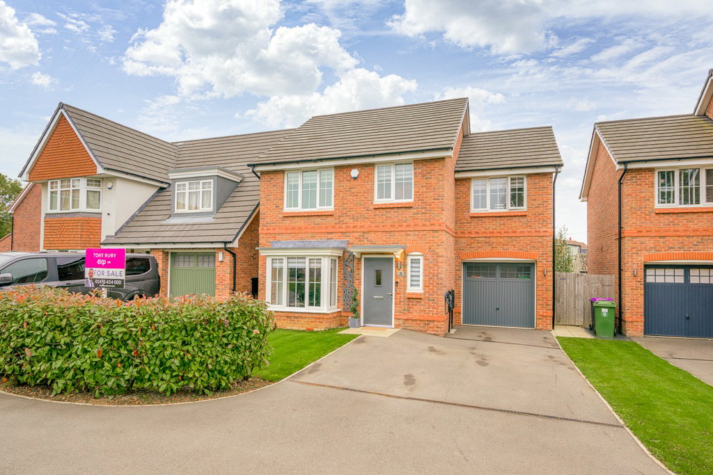 Detached House in Grantham