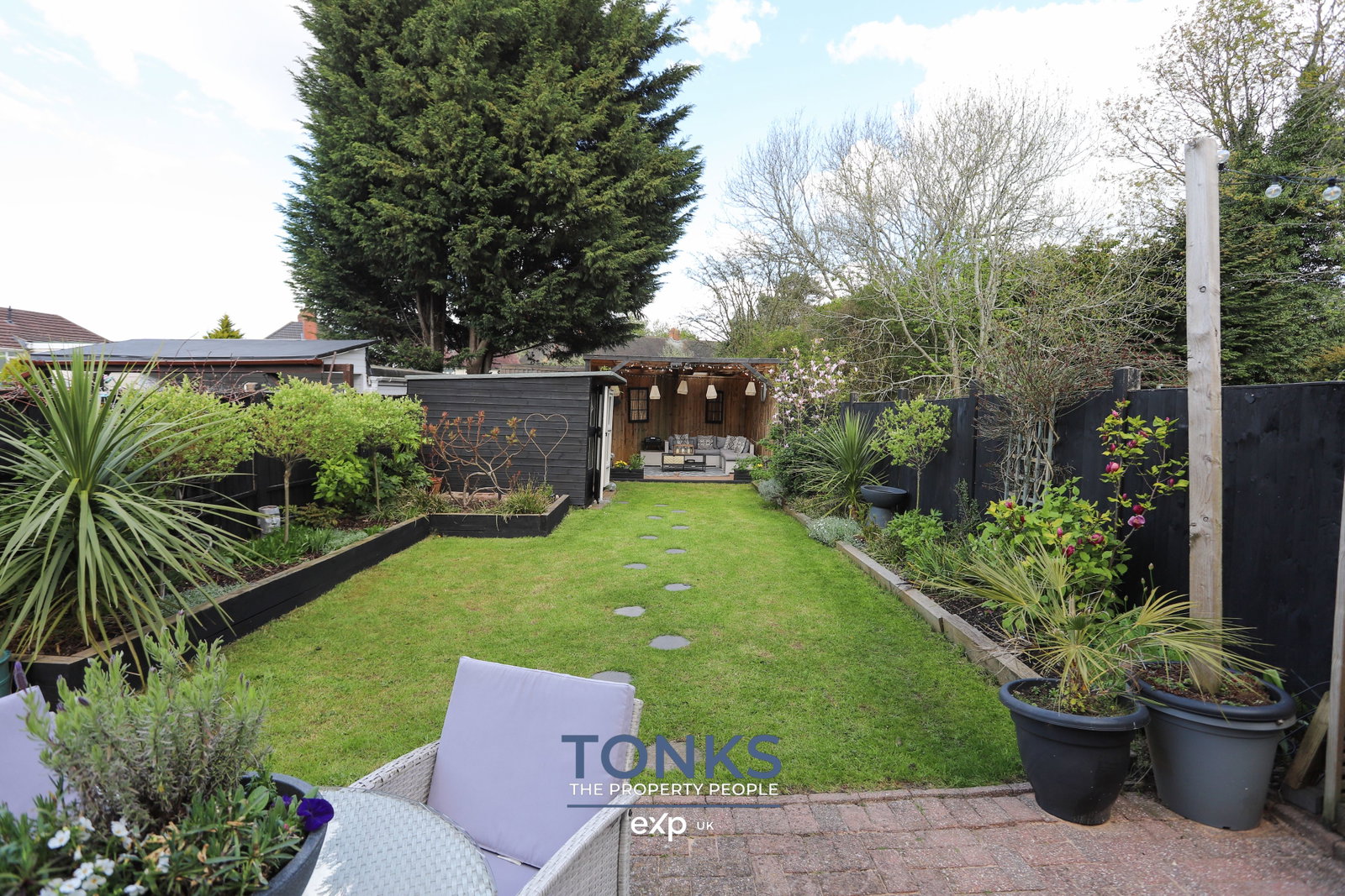 Semi Detached House in Oldbury