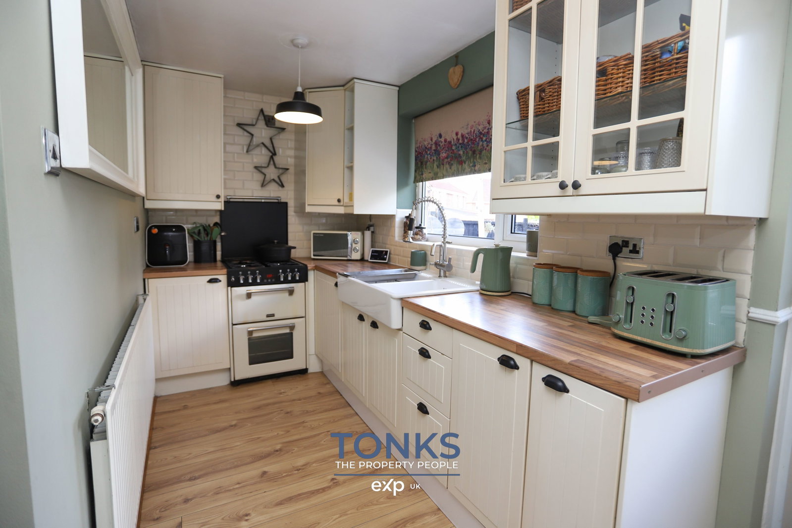 Semi Detached House in Oldbury
