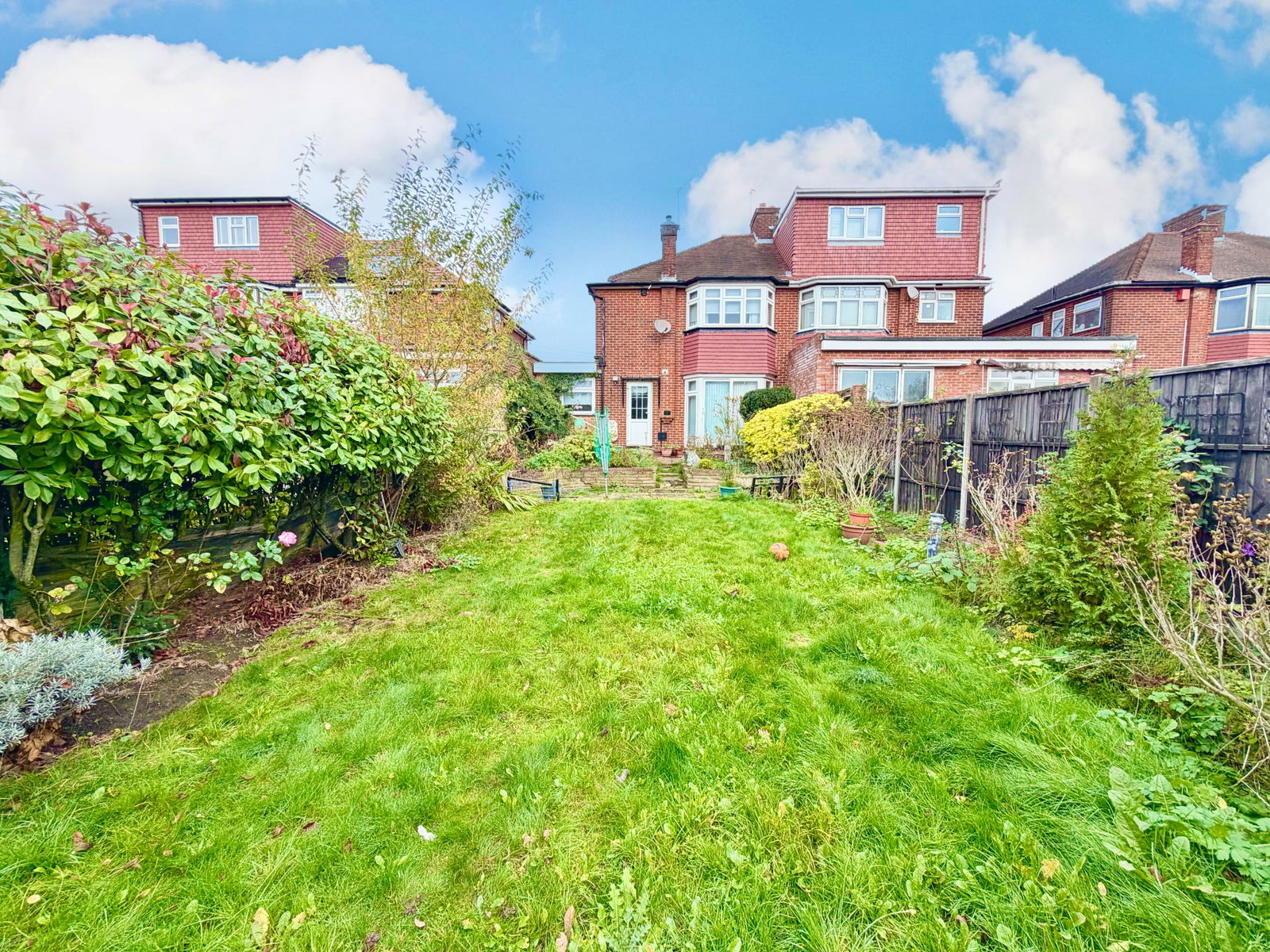 Semi Detached House in Edgware
