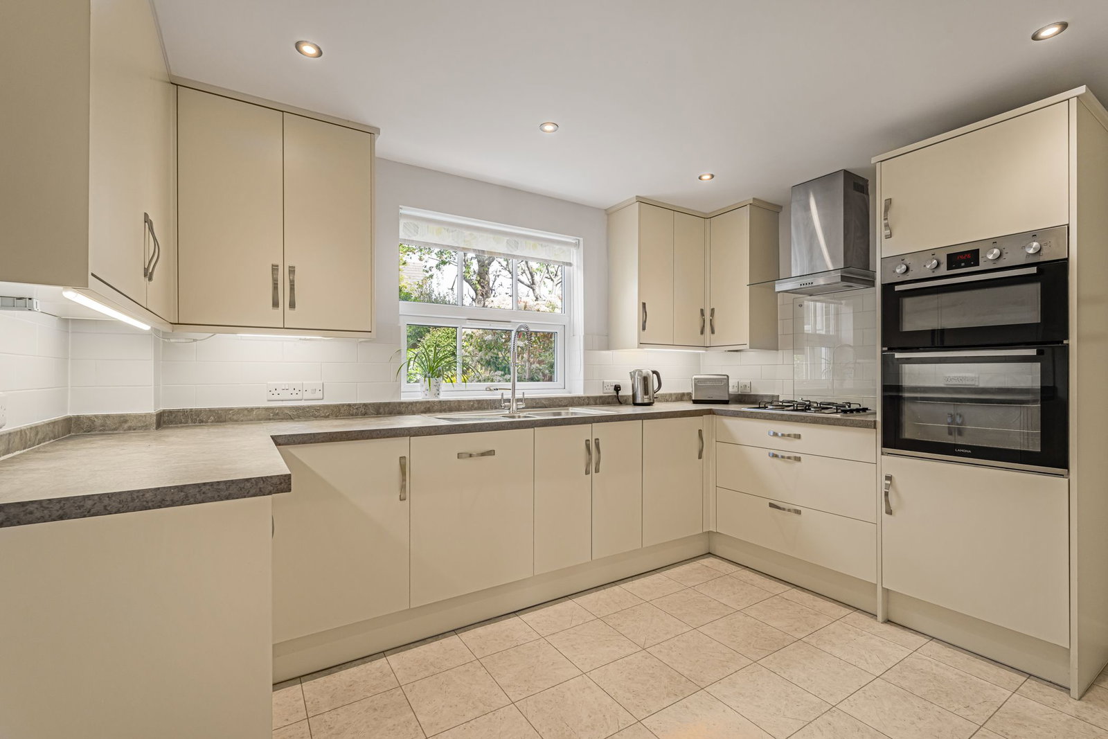 Detached House in Cheltenham