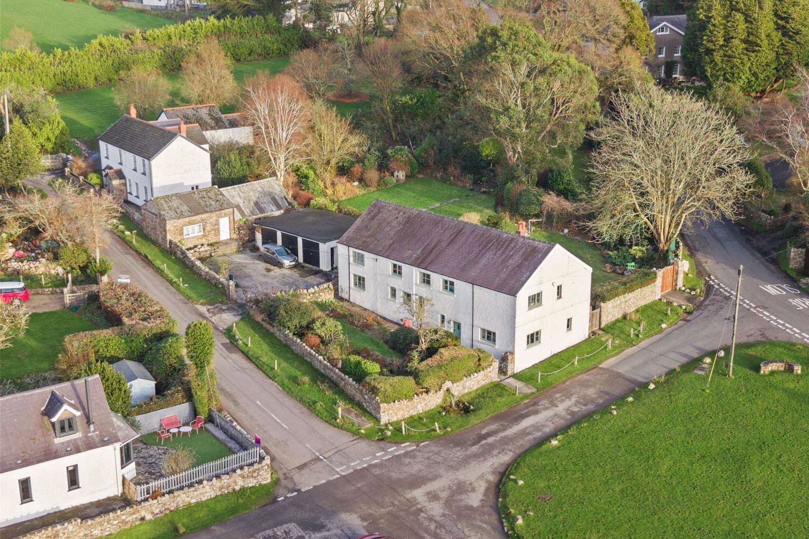 Detached House in Swansea