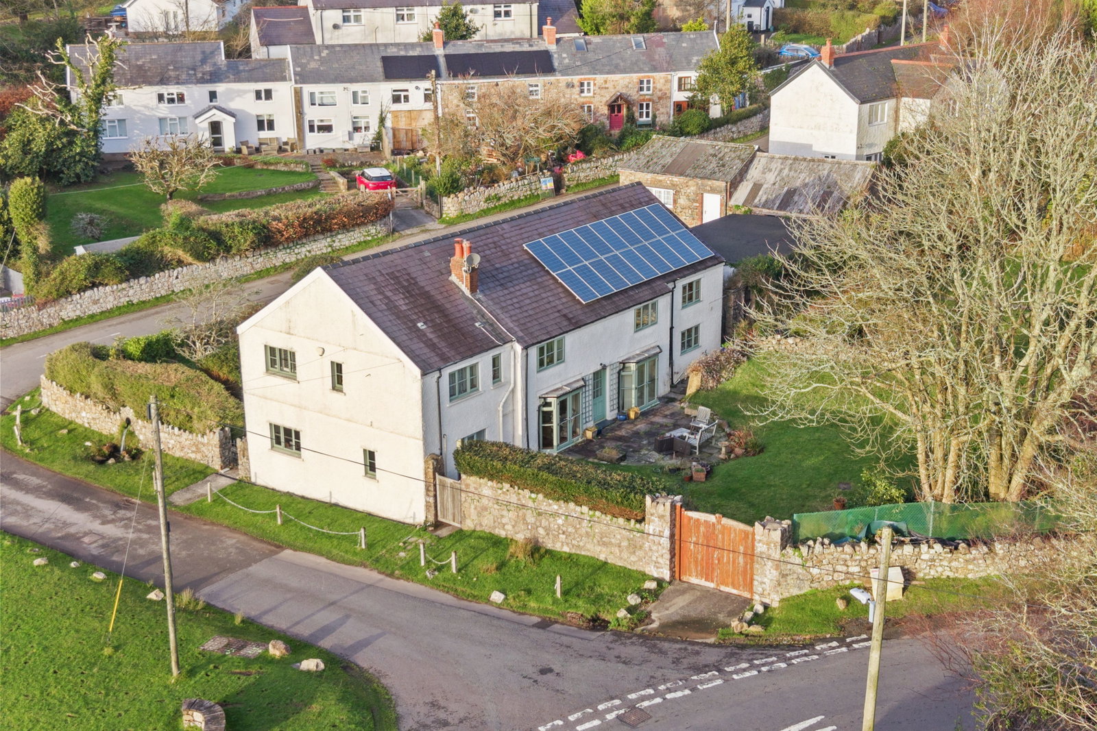 Detached House in Swansea
