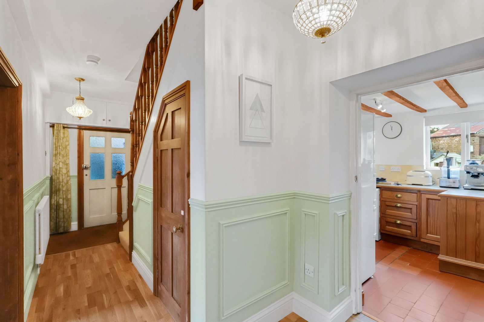 Cottage in Byfield