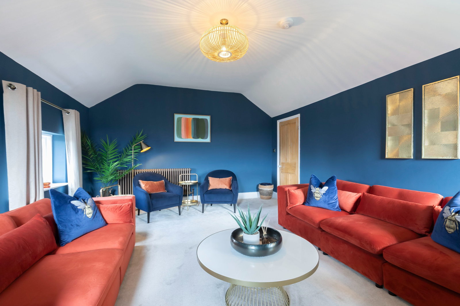 Apartment in Cheltenham