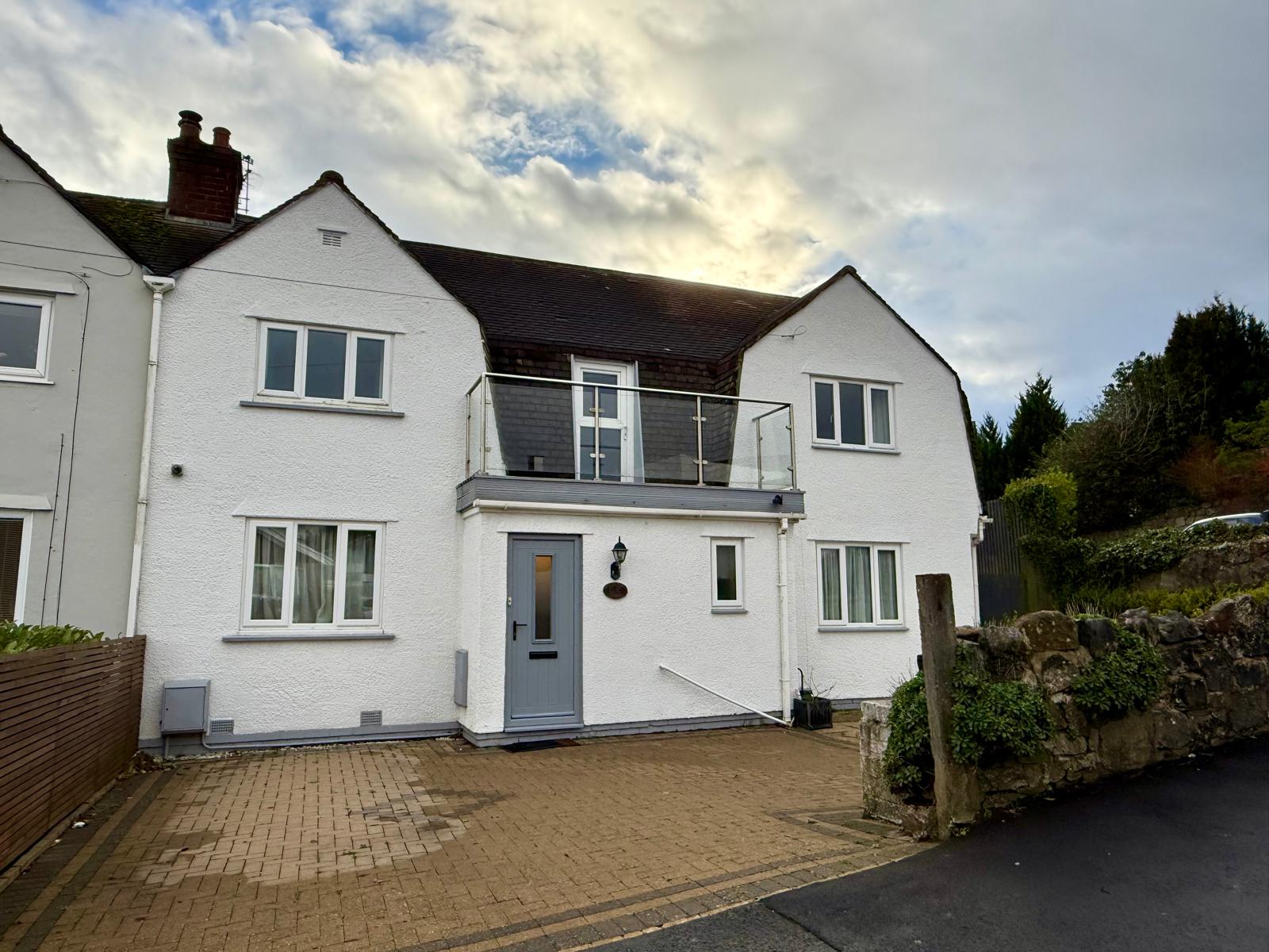 Semi Detached House in Swansea