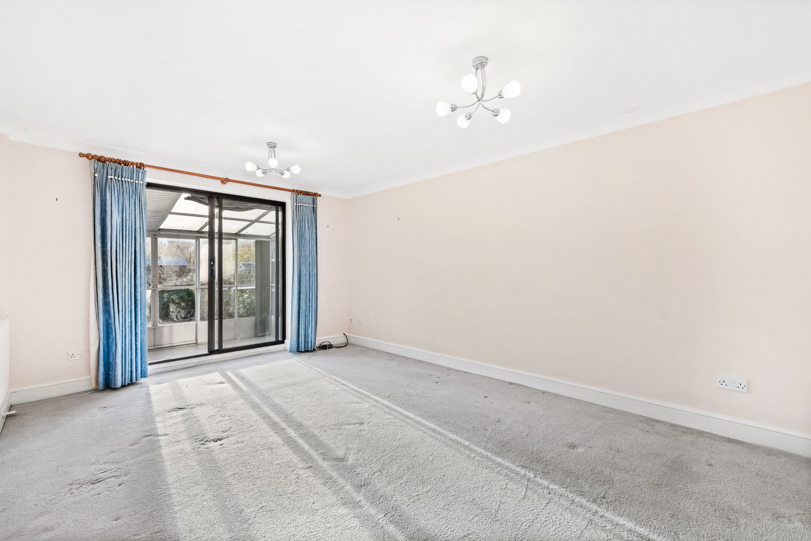 Terraced House in Haywards Heath