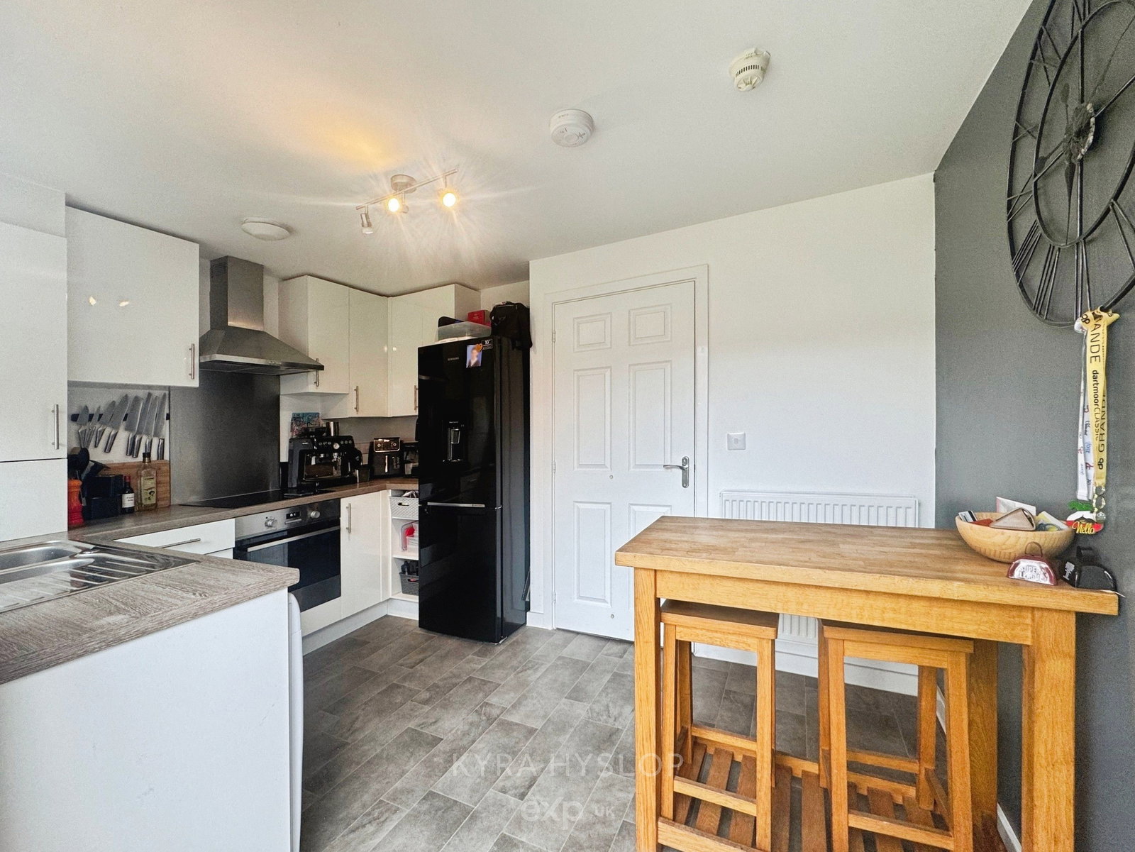 Semi Detached House in Exeter 