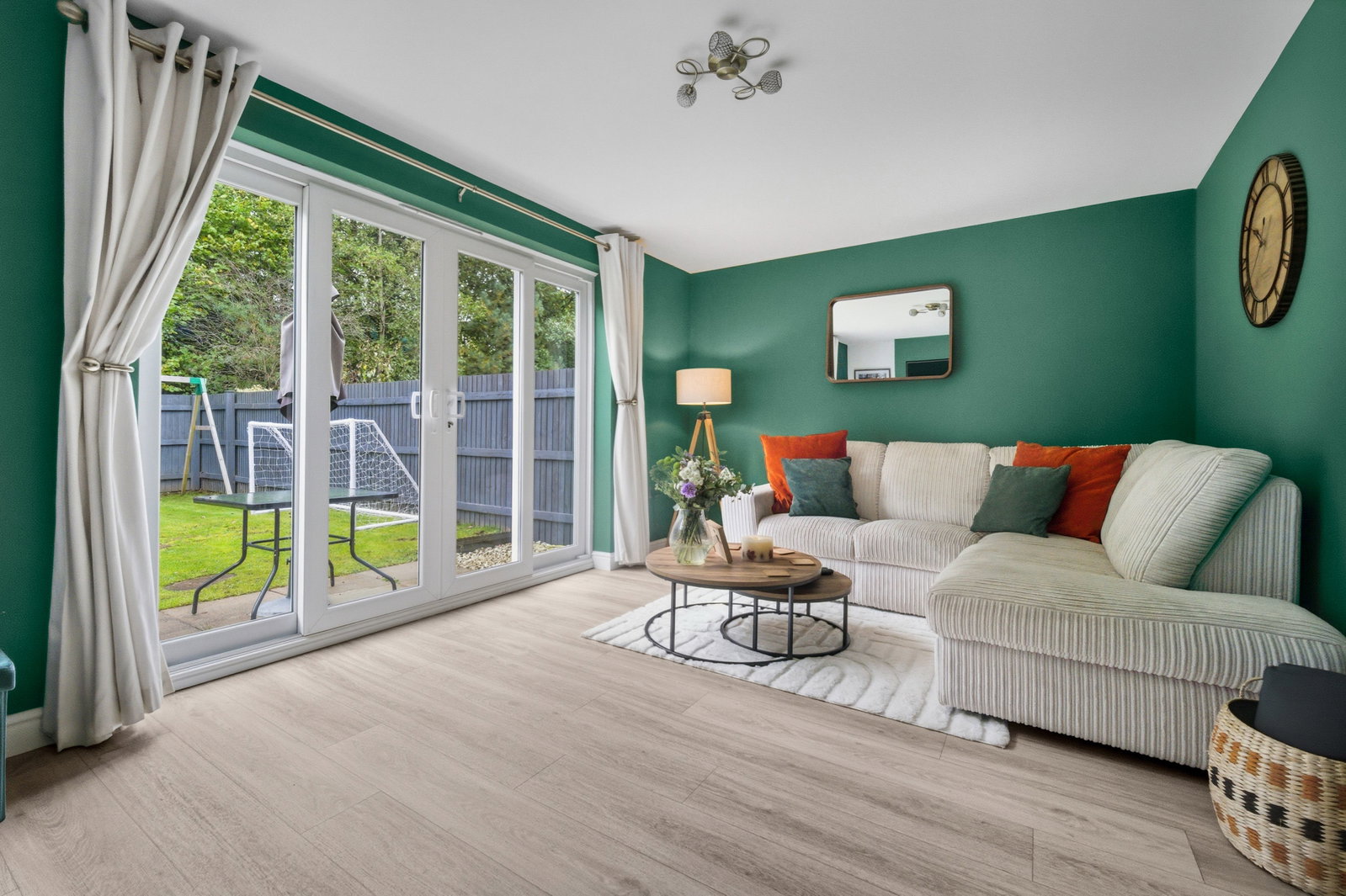 End Of Terrace House in Hengoed