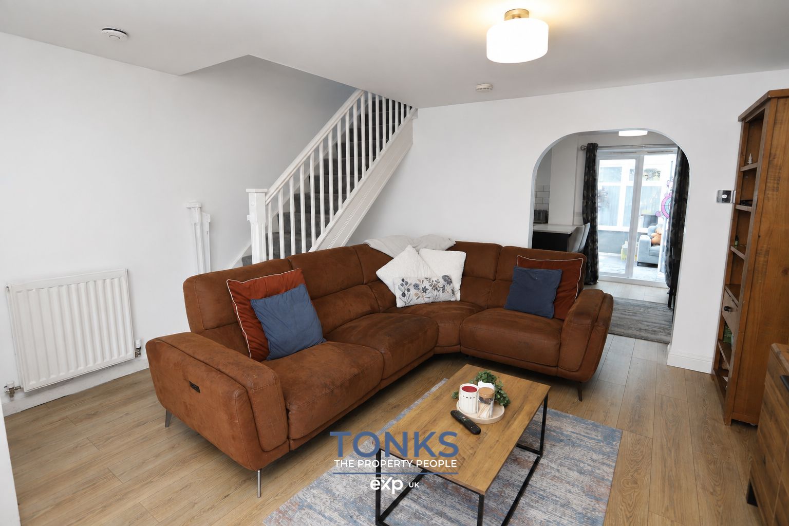 Detached House in Dudley 5