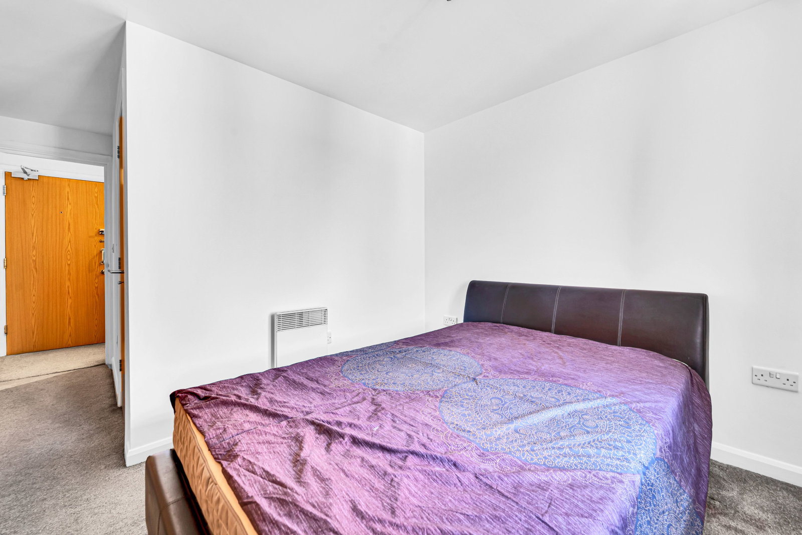 Flat in Slough