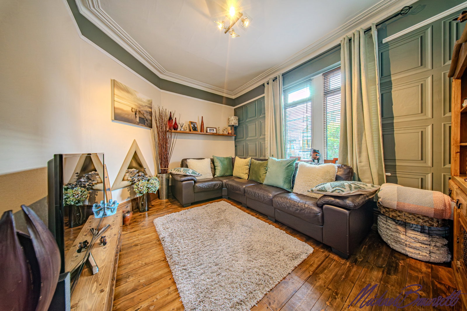 Semi Detached House in Bradford