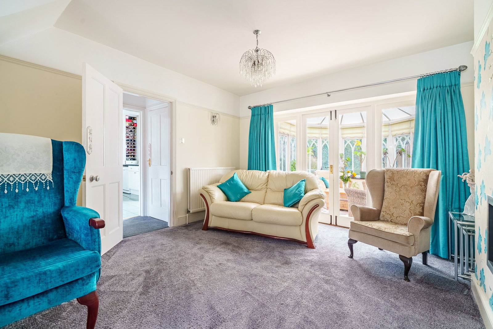 Detached House in Lingfield