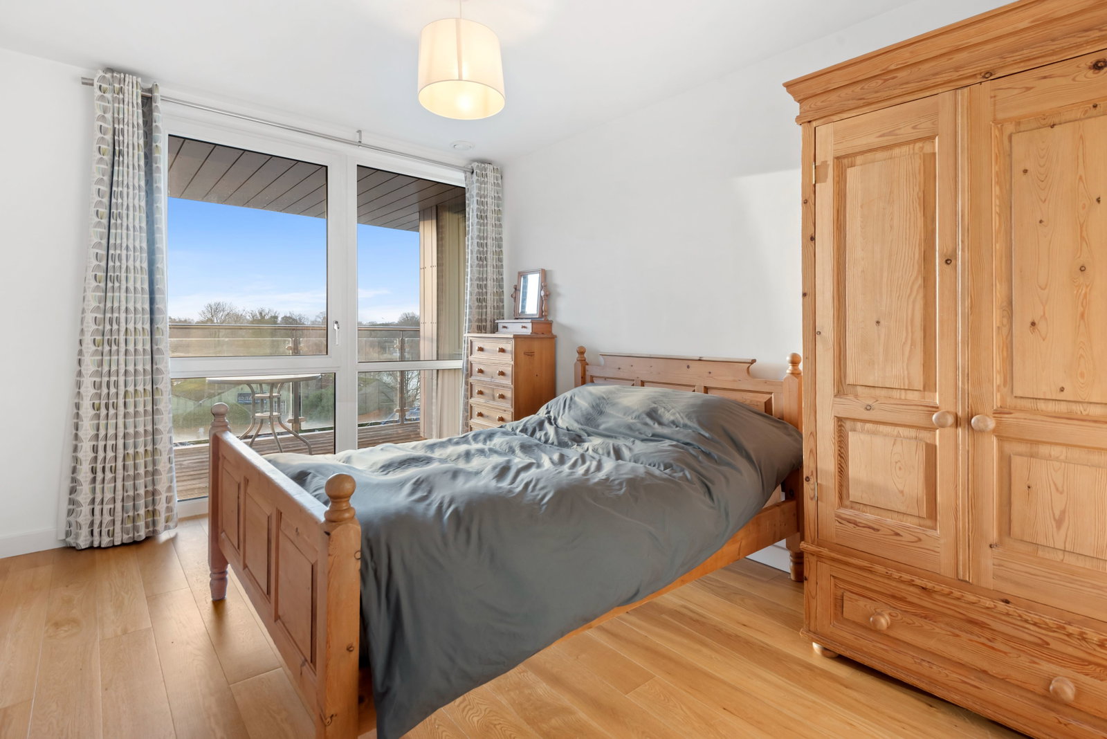 Flat in Brentford
