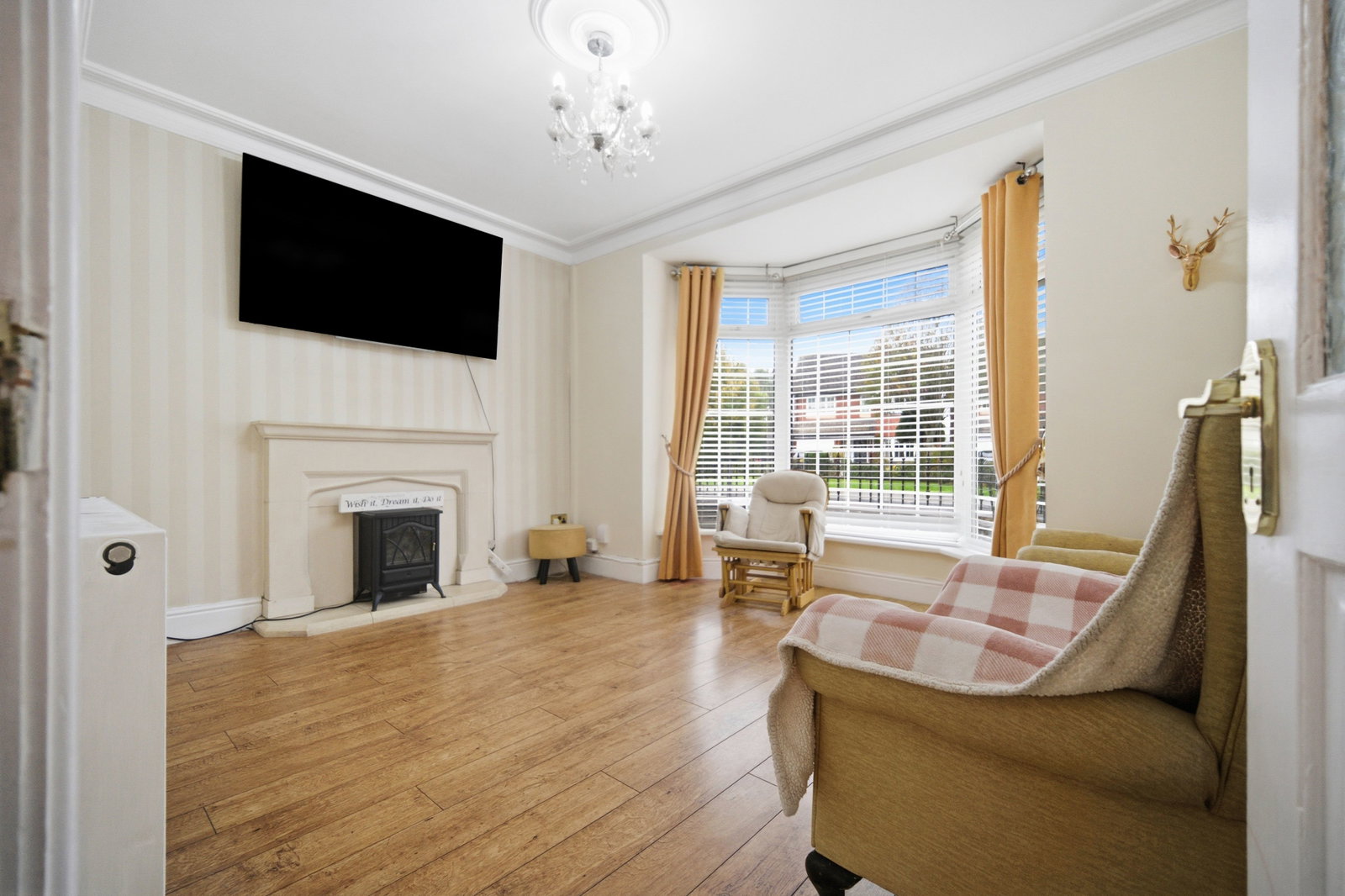 Semi Detached House in Caerphilly
