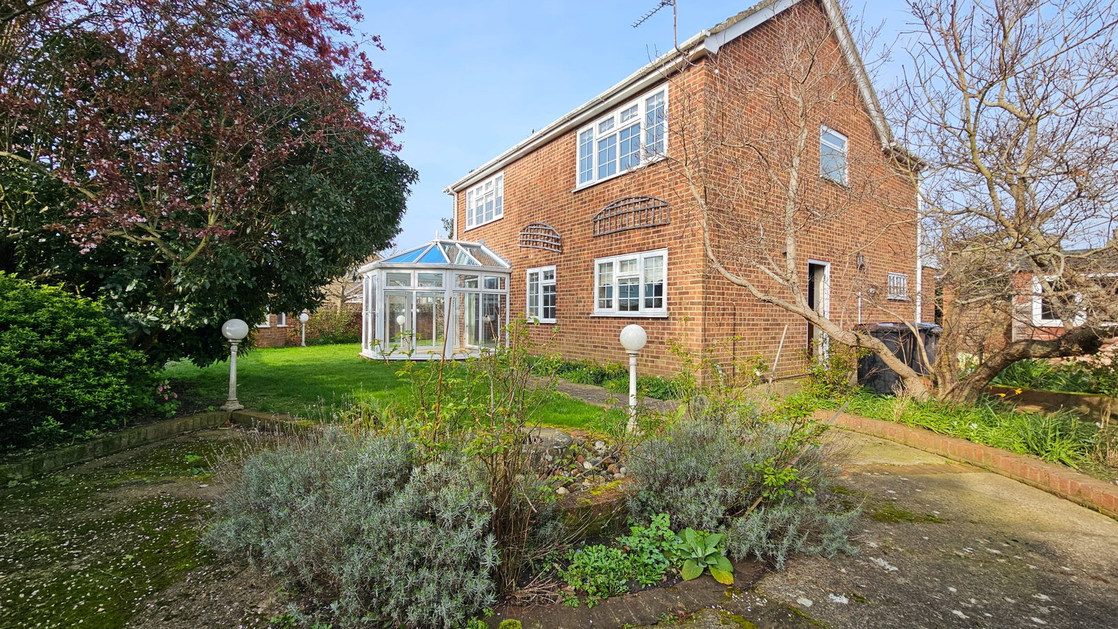 Detached House in Deal