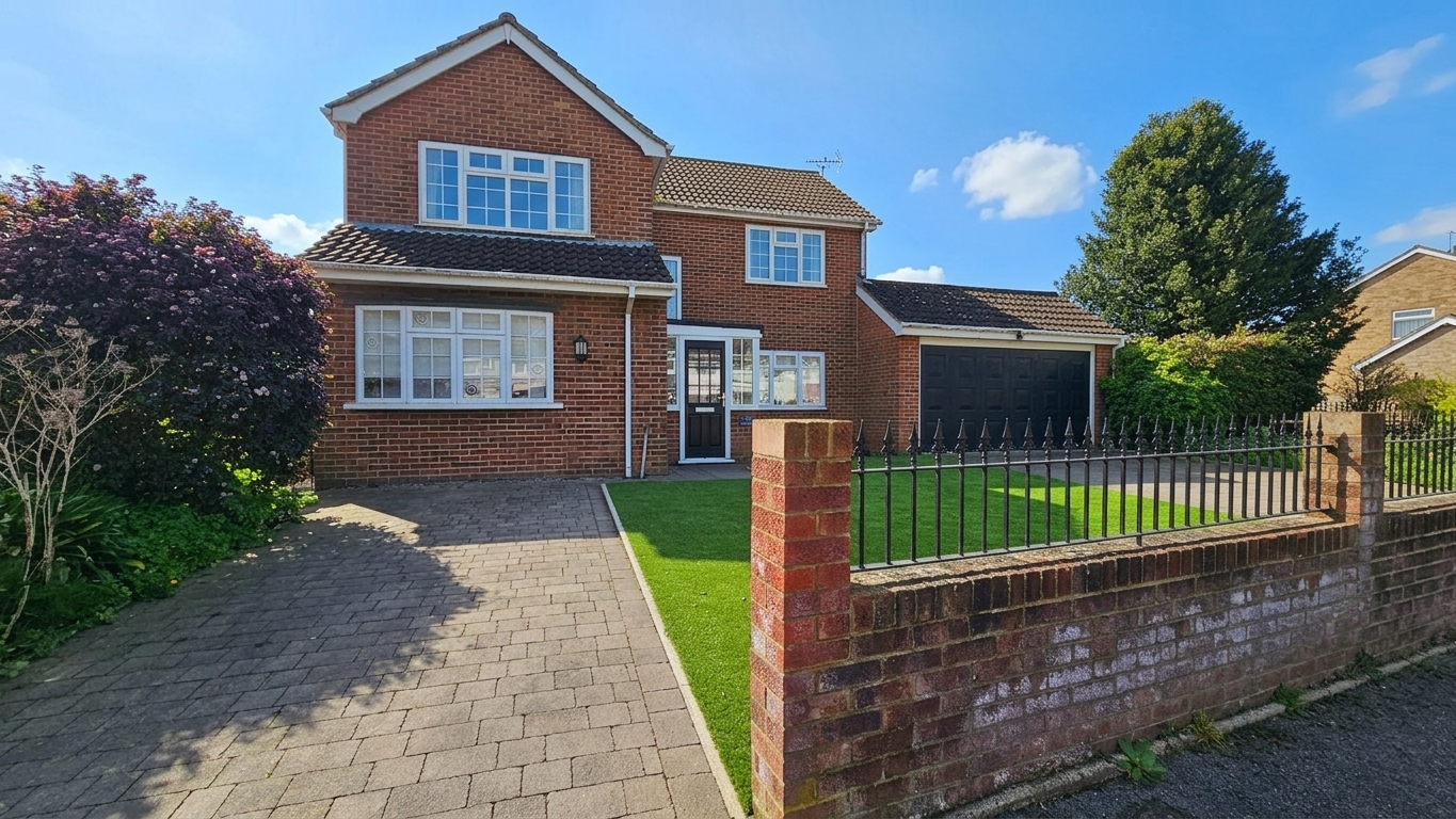 Detached House in Deal