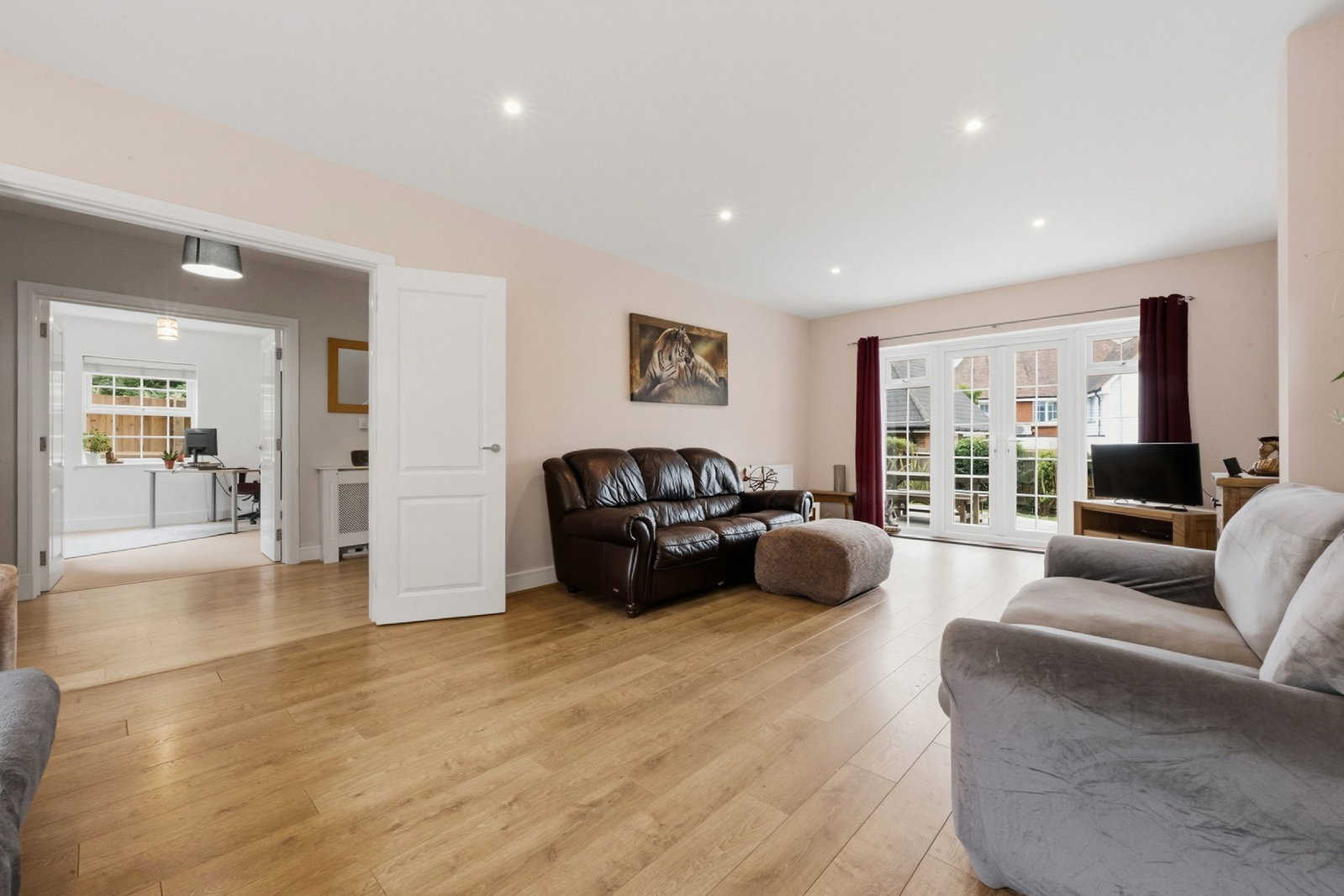 Detached House for sale in Ashford, Bill Deedes Way, Aldington, Ashford, Kent, TN25 7ES, 1915 m²