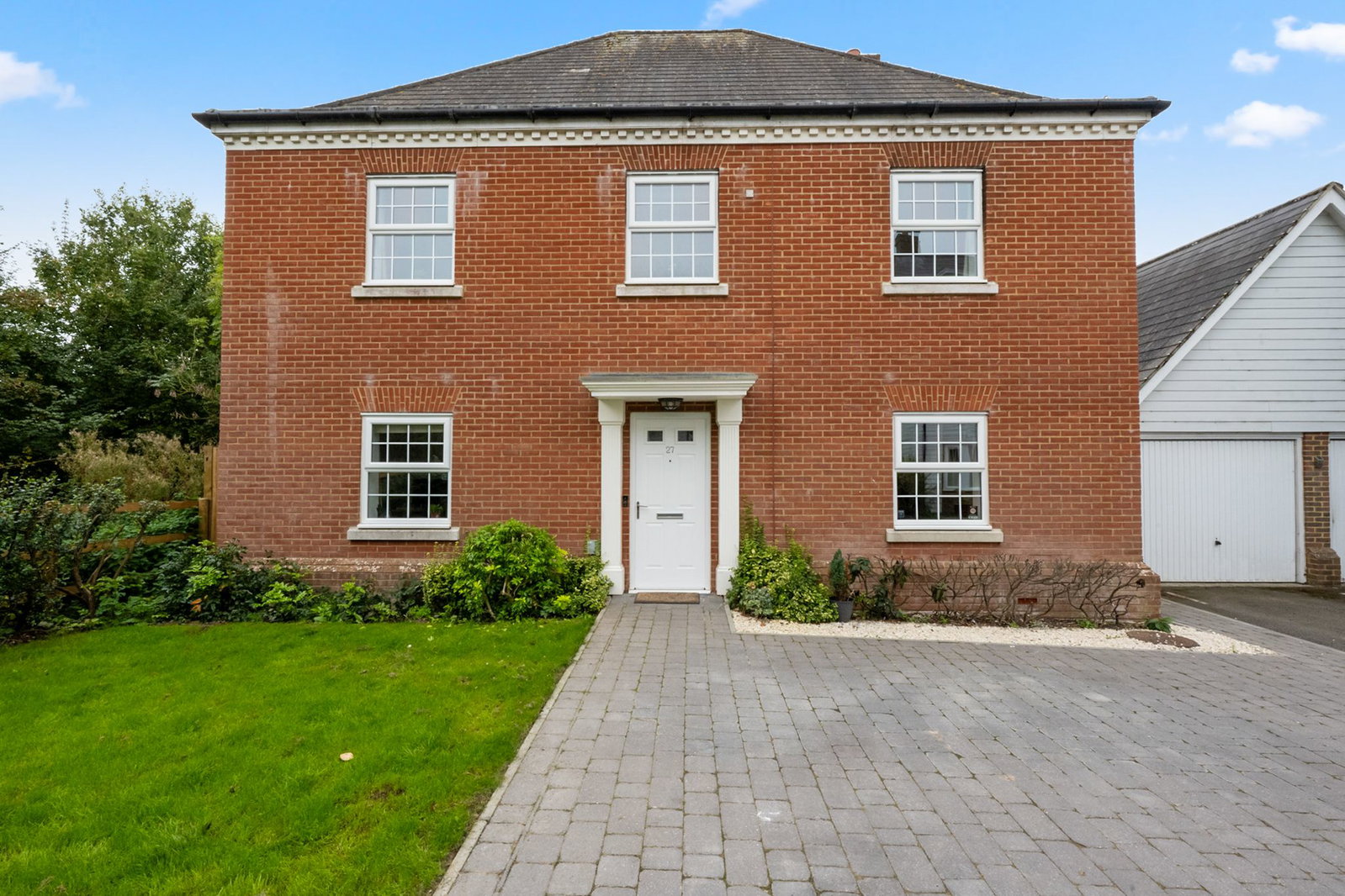 Detached House for sale in Ashford, Bill Deedes Way, Aldington, Ashford, Kent, TN25 7ES, 1915 m²