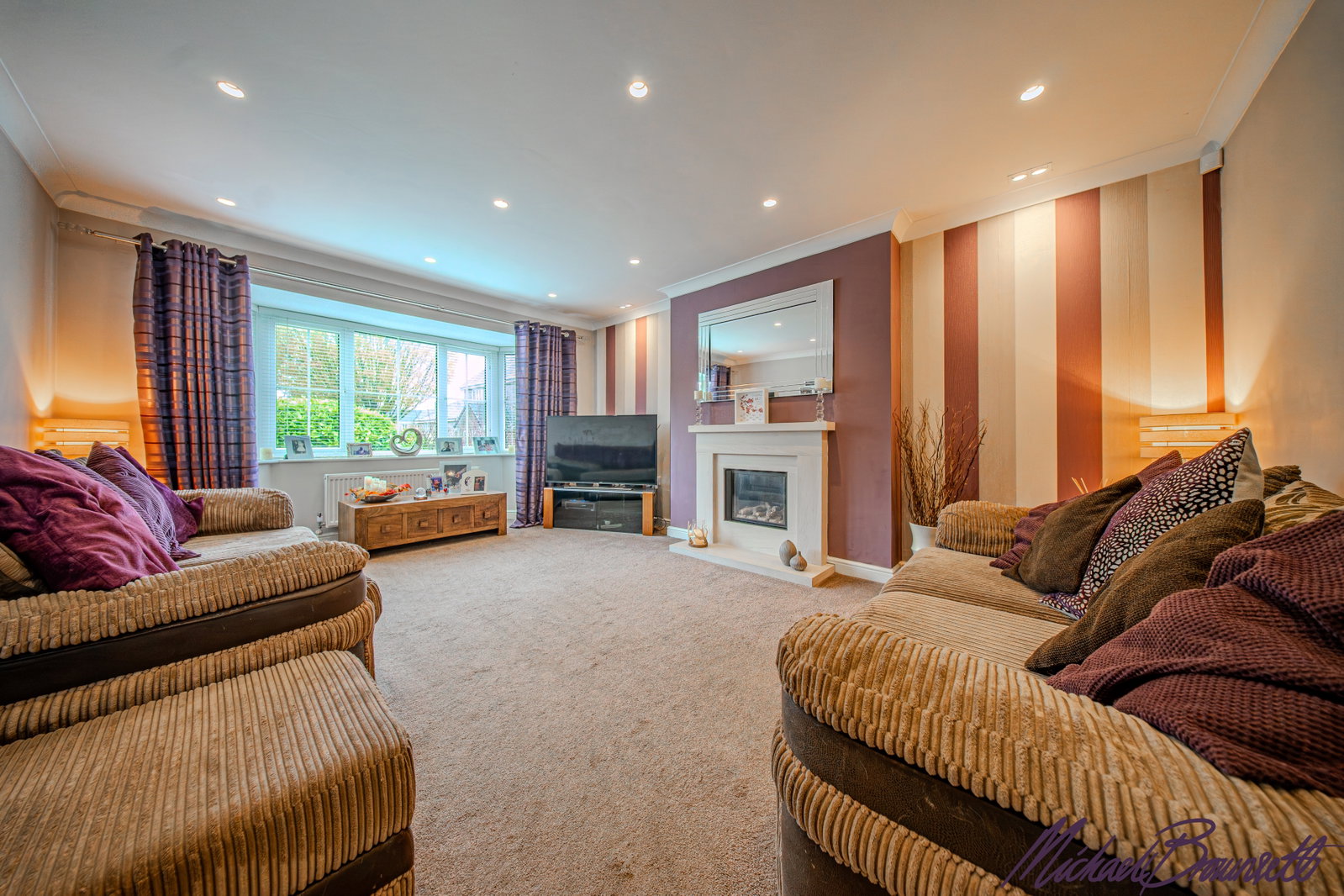 Detached House in Bradford