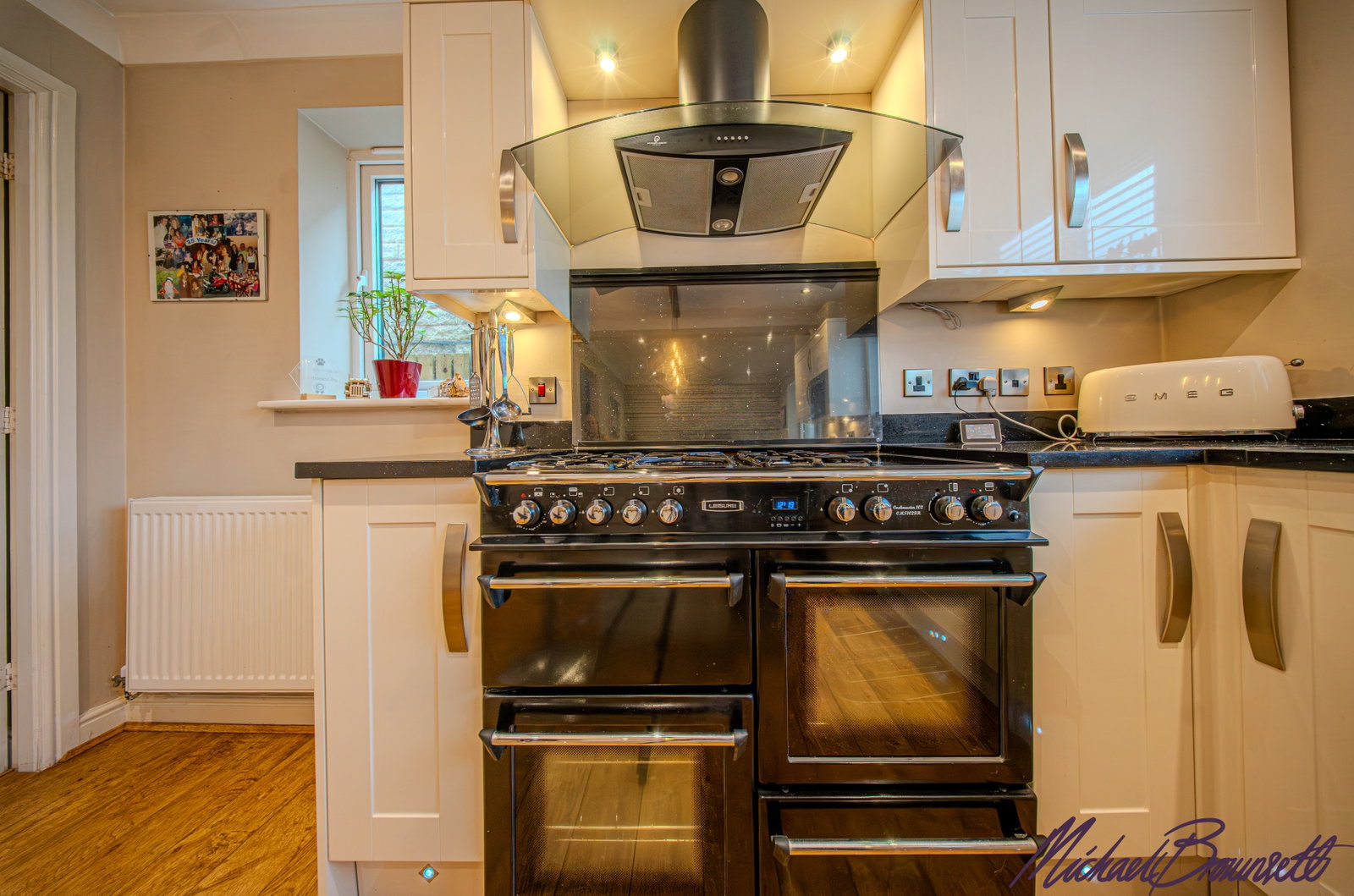 Detached House in Bradford