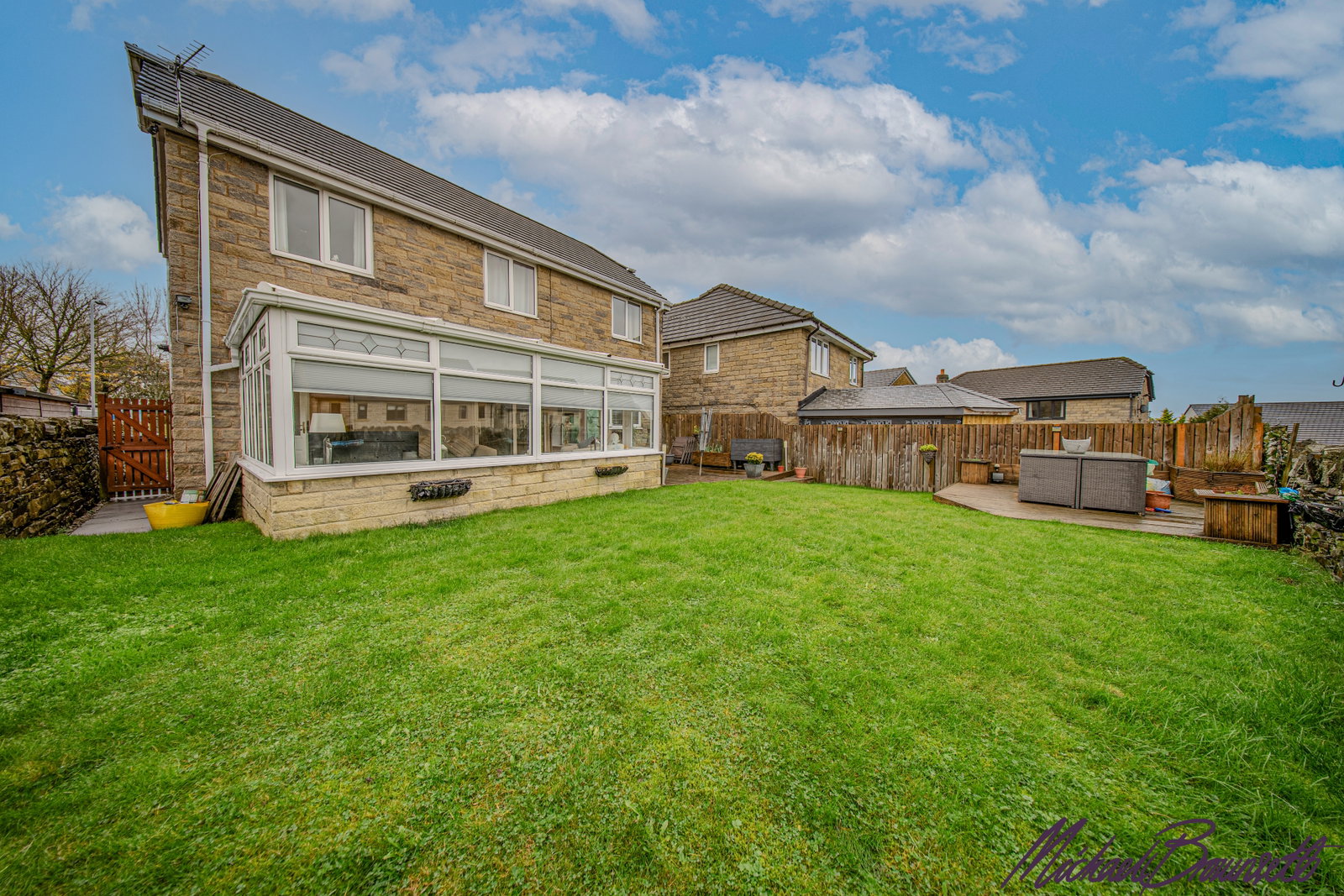 Detached House in Bradford