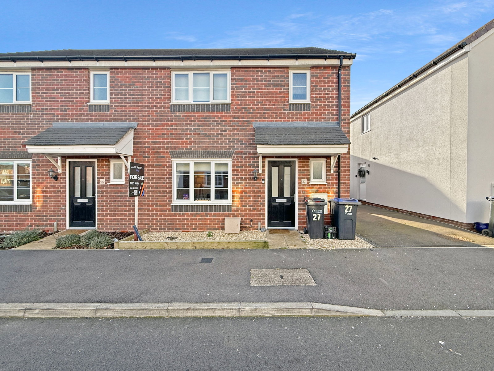 Semi Detached House in Westbury