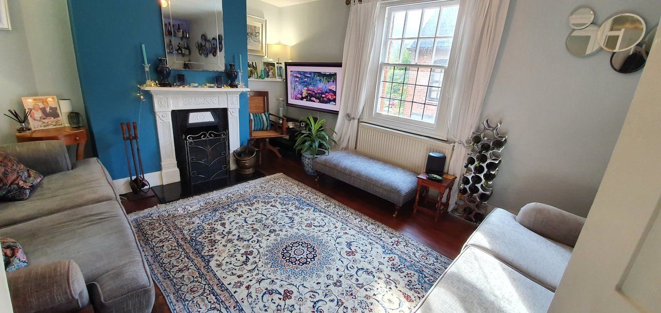 Semi Detached House in Buckingham